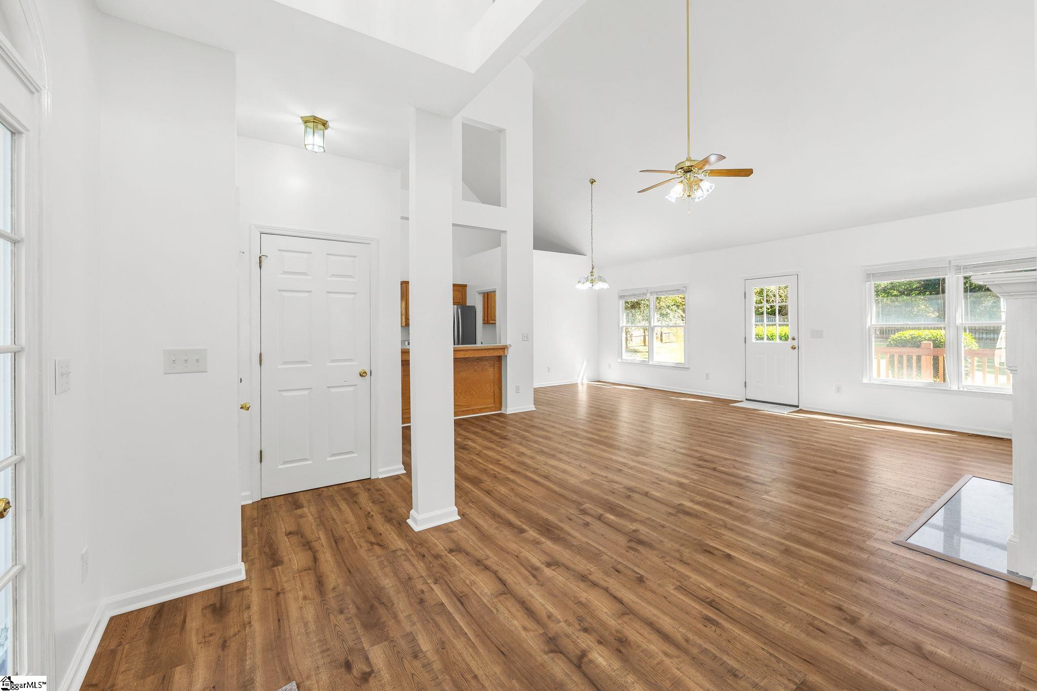 3 Brooke Lee Circle Property Photo 3