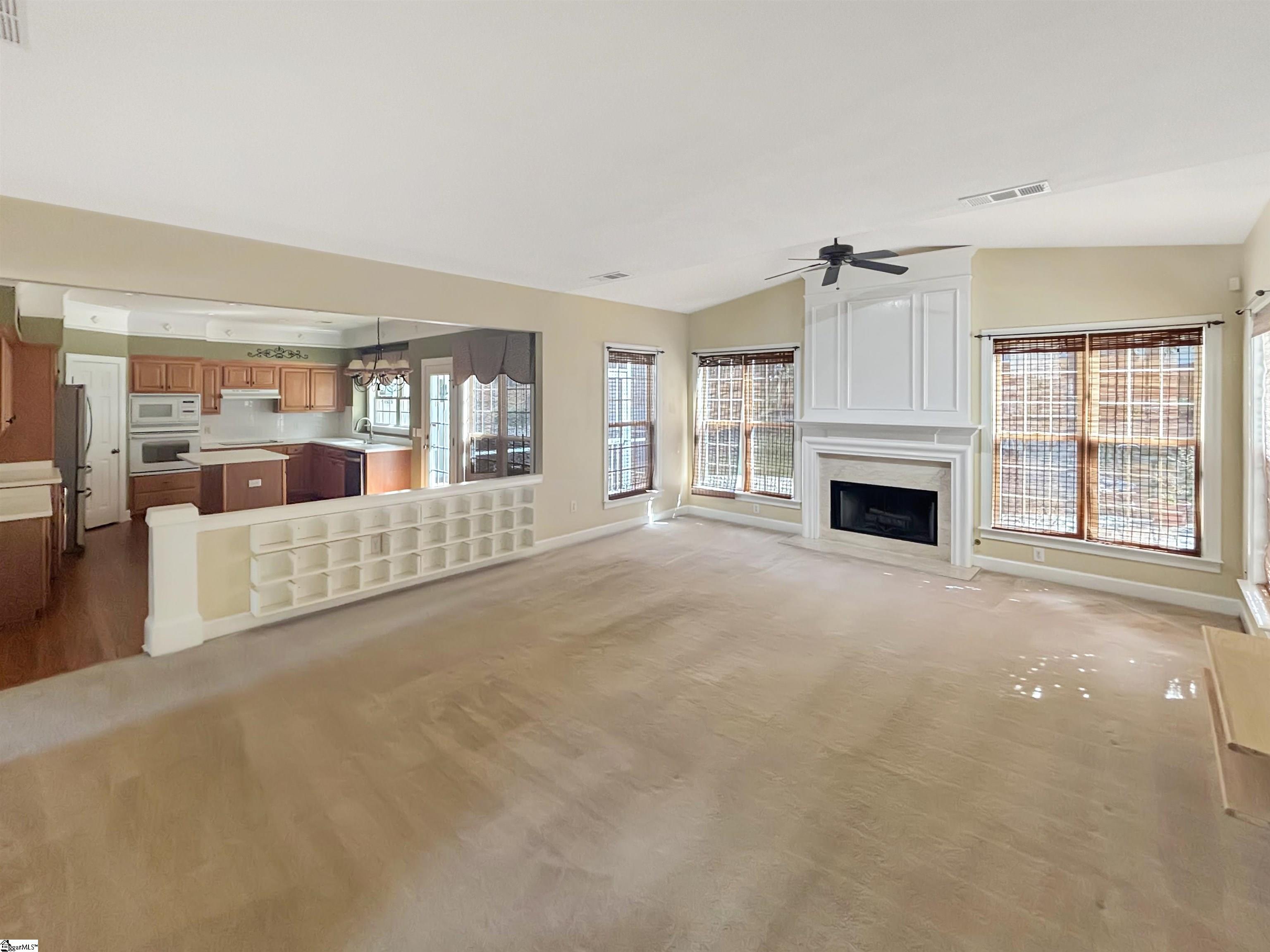 1607261 Property Photo 6