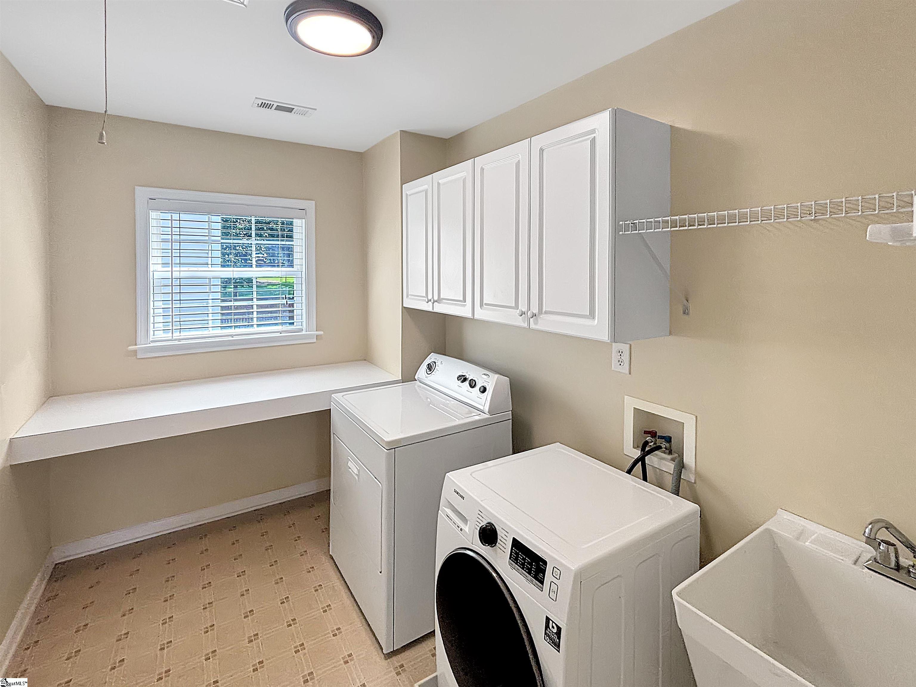 1607261 Property Photo 23