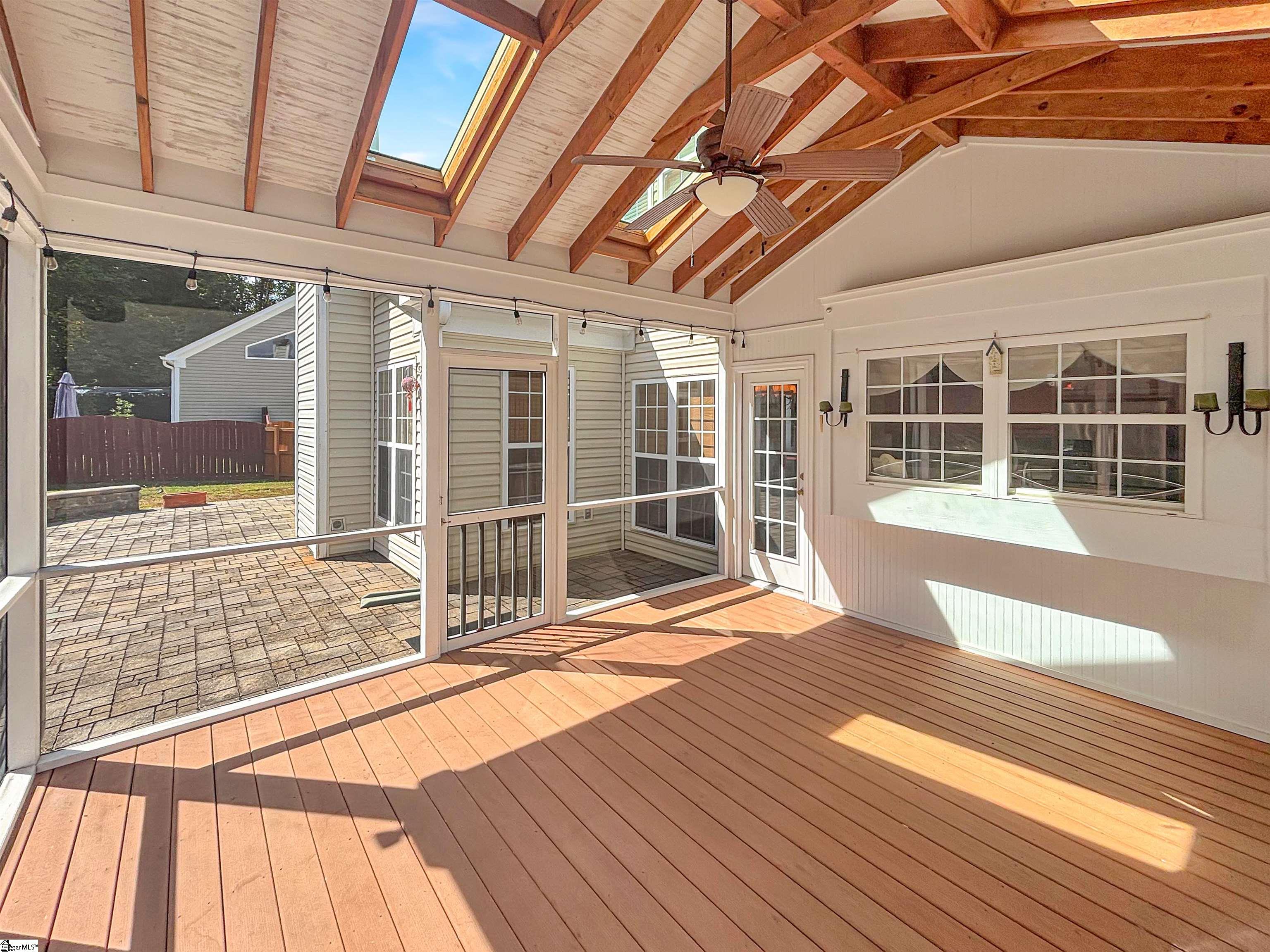 1607261 Property Photo 25