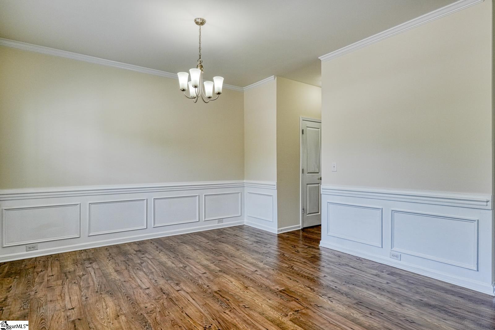 506 Friar Park Lane Property Photo 4