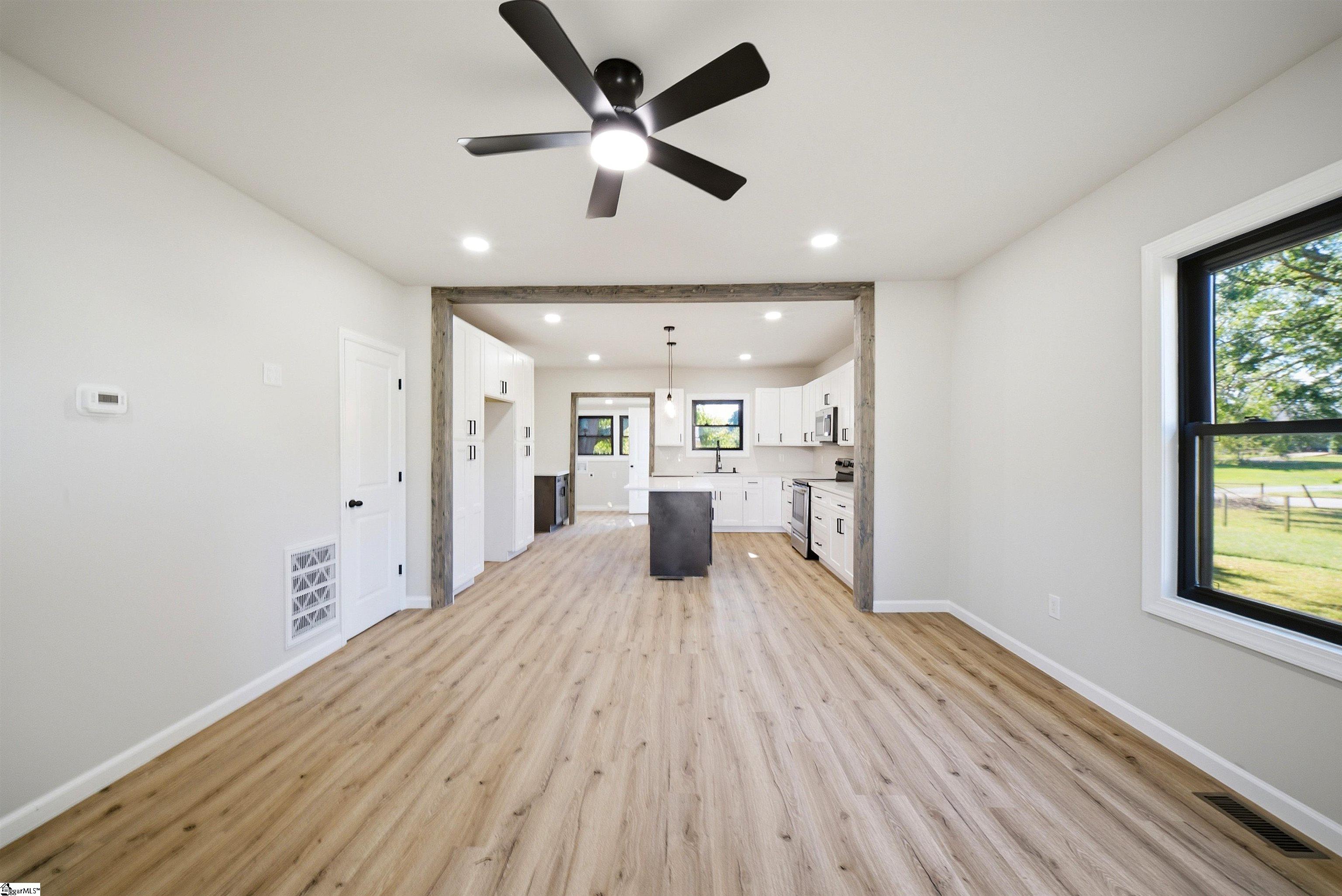 2 3rd Street Property Photo 5