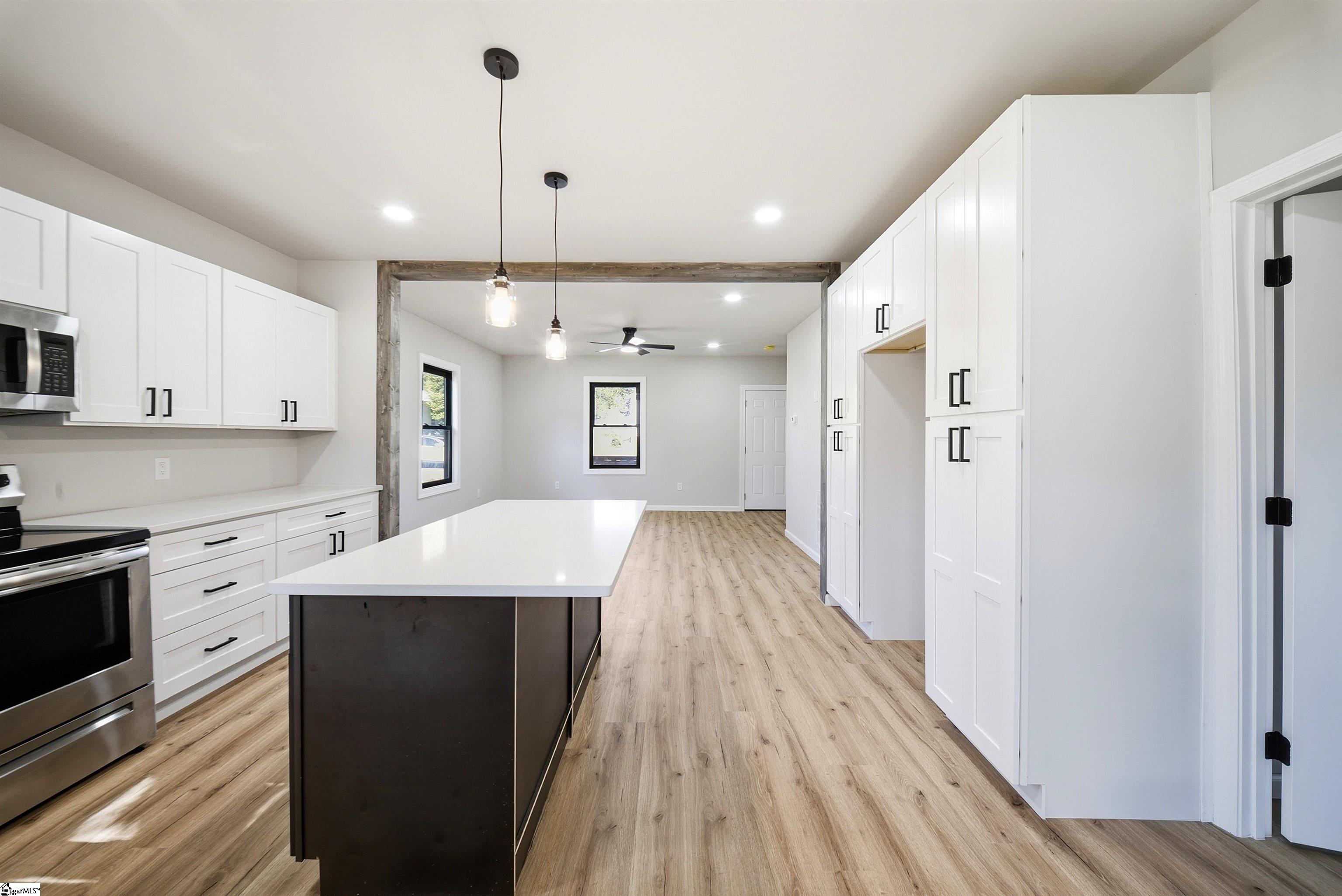 2 3rd Street Property Photo 11