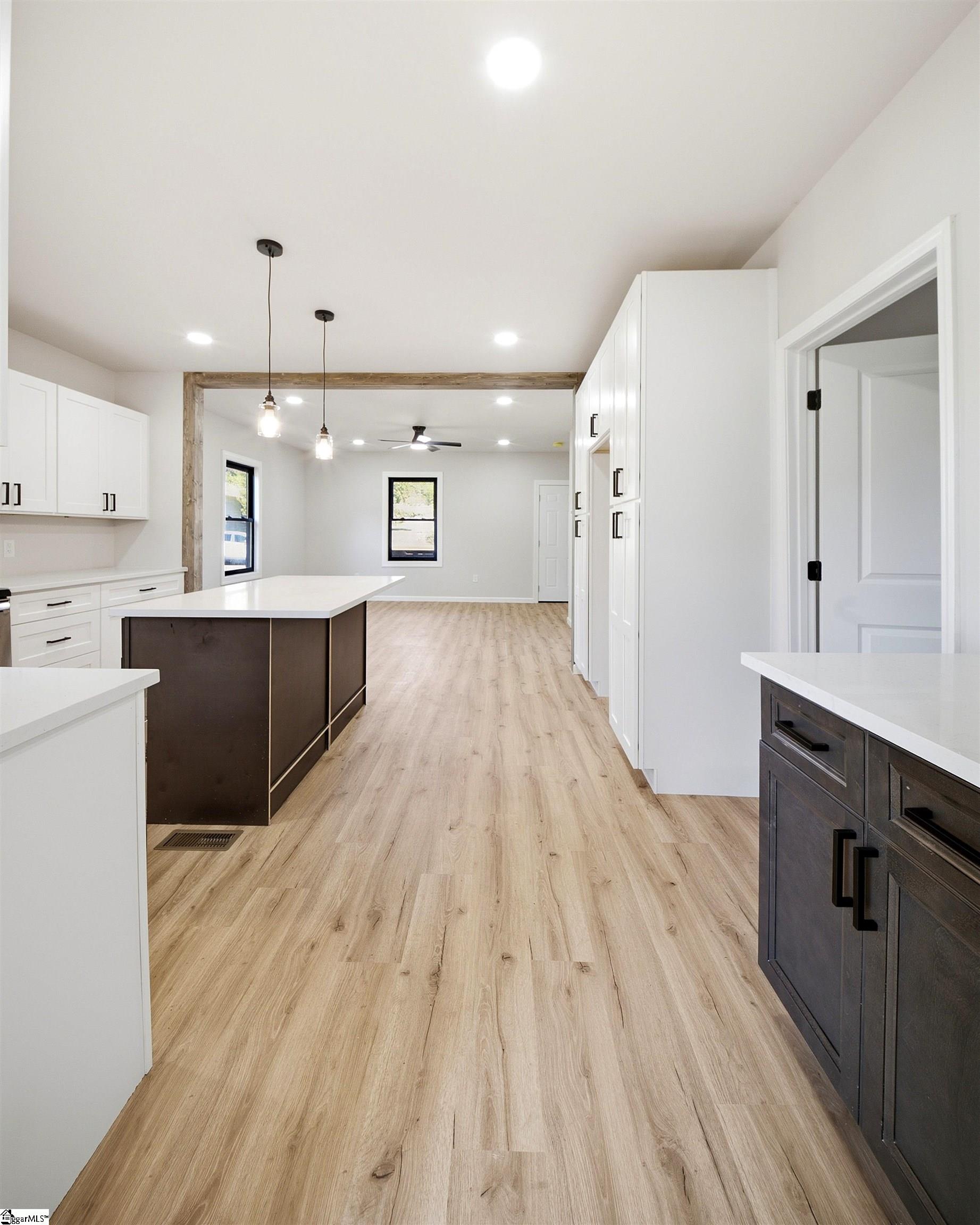2 3rd Street Property Photo 15