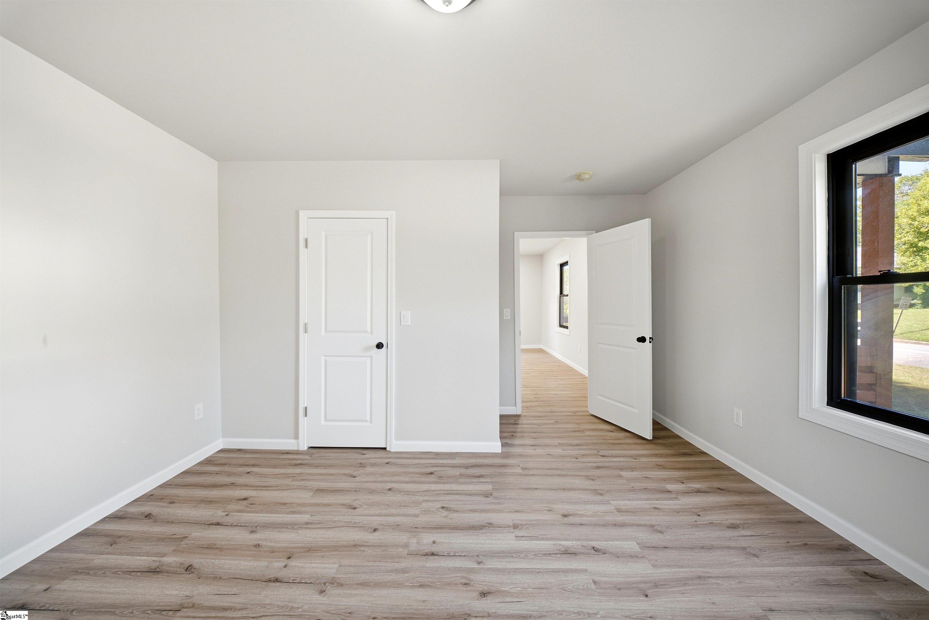 2 3rd Street Property Photo 31