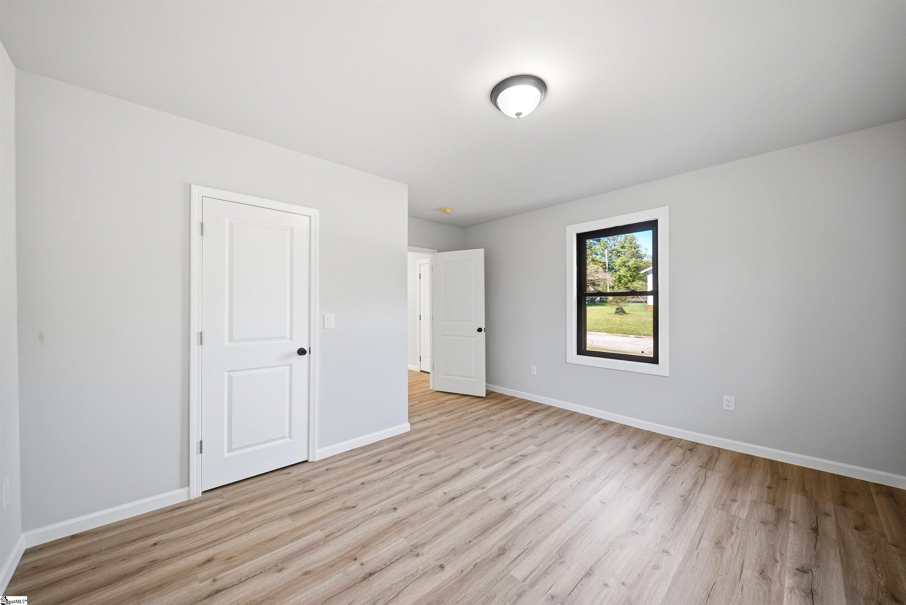 2 3rd Street Property Photo 32