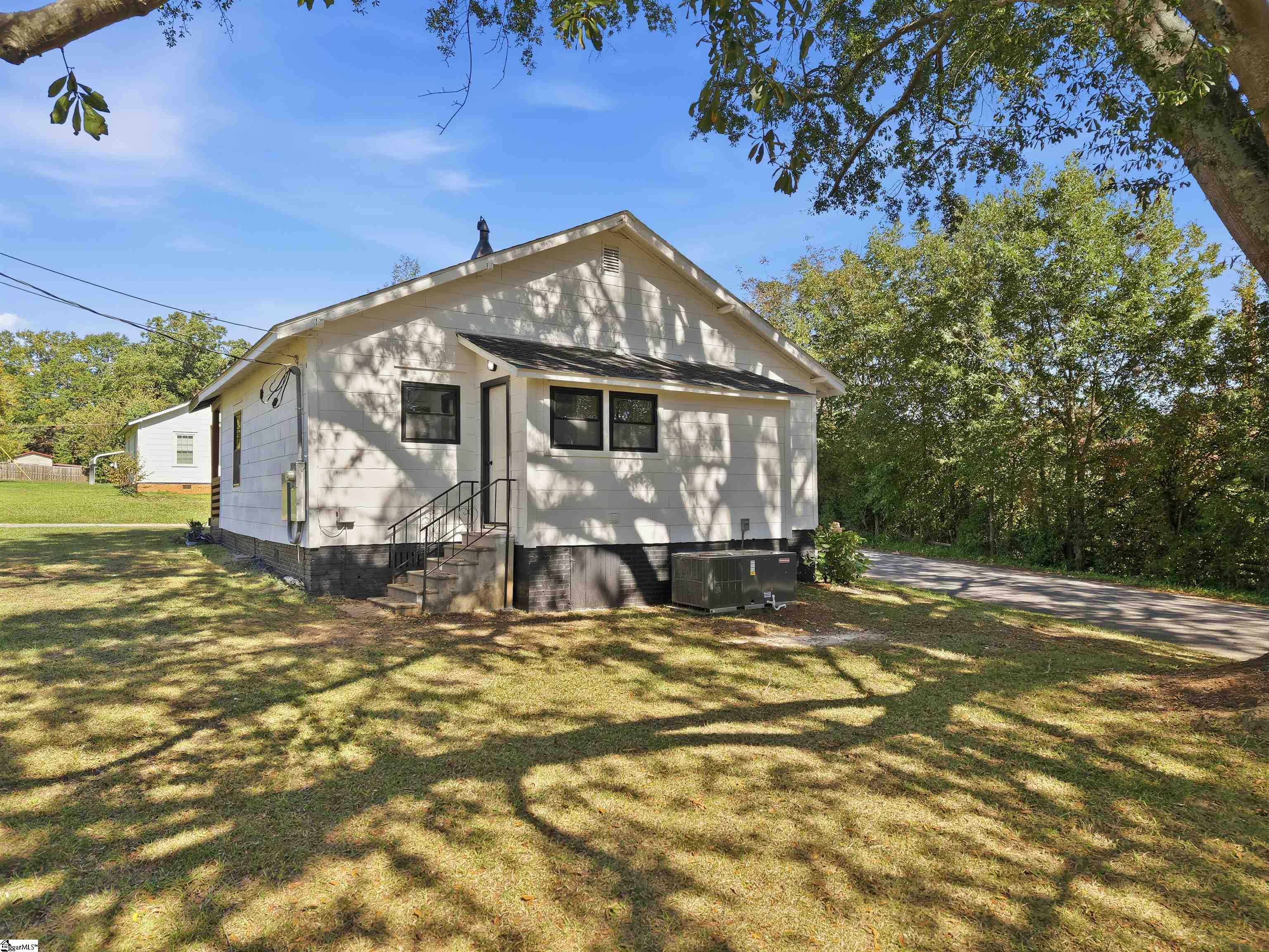2 3rd Street Property Photo 37