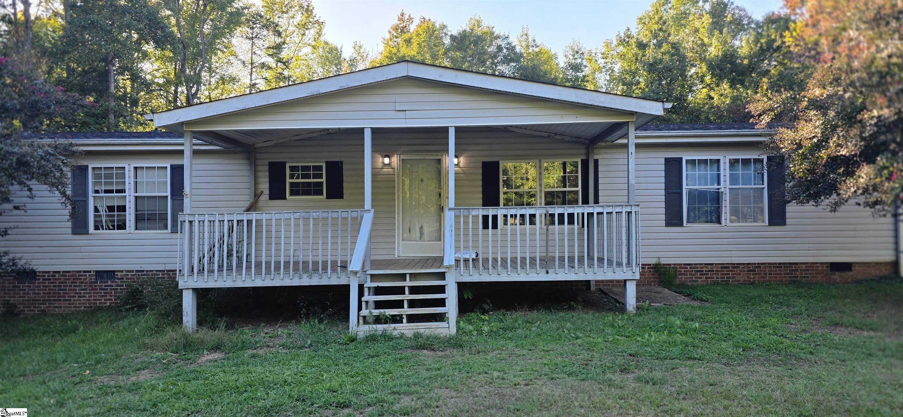179 Finley Road Property Photo 2