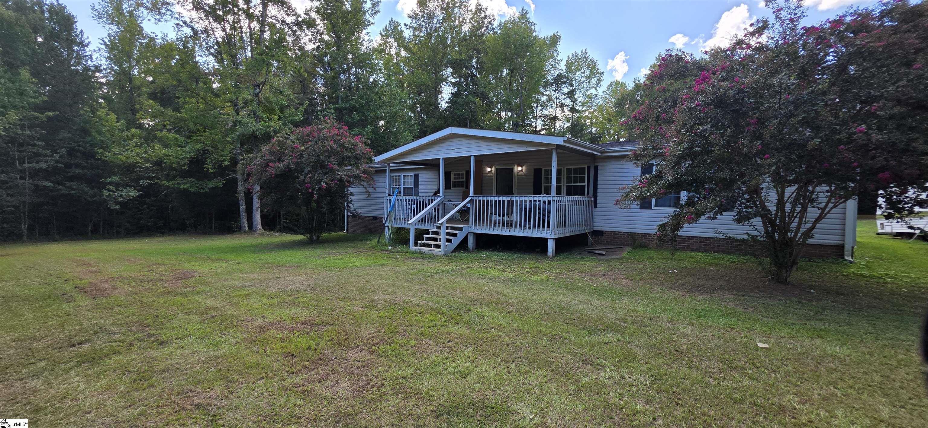 179 Finley Road Property Photo 3