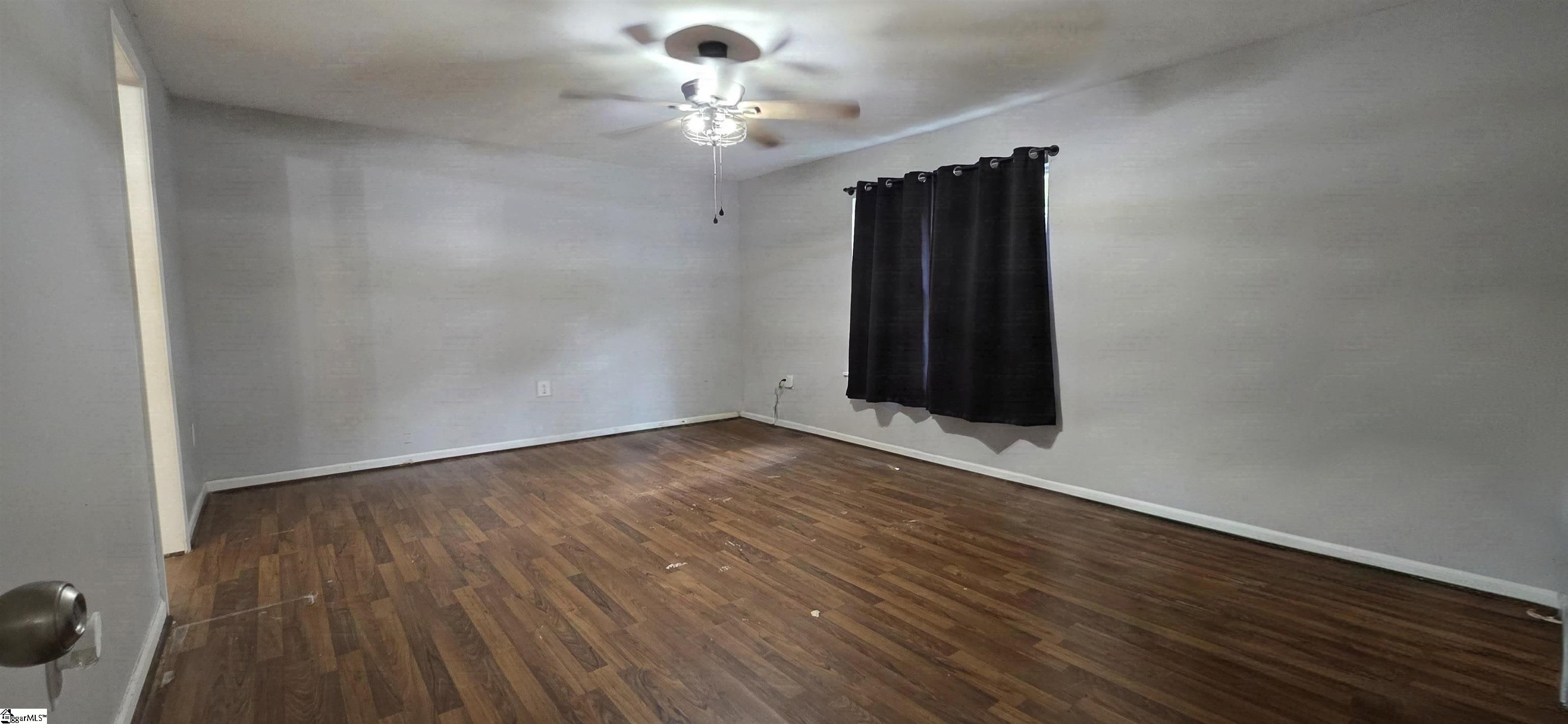 179 Finley Road Property Photo 10