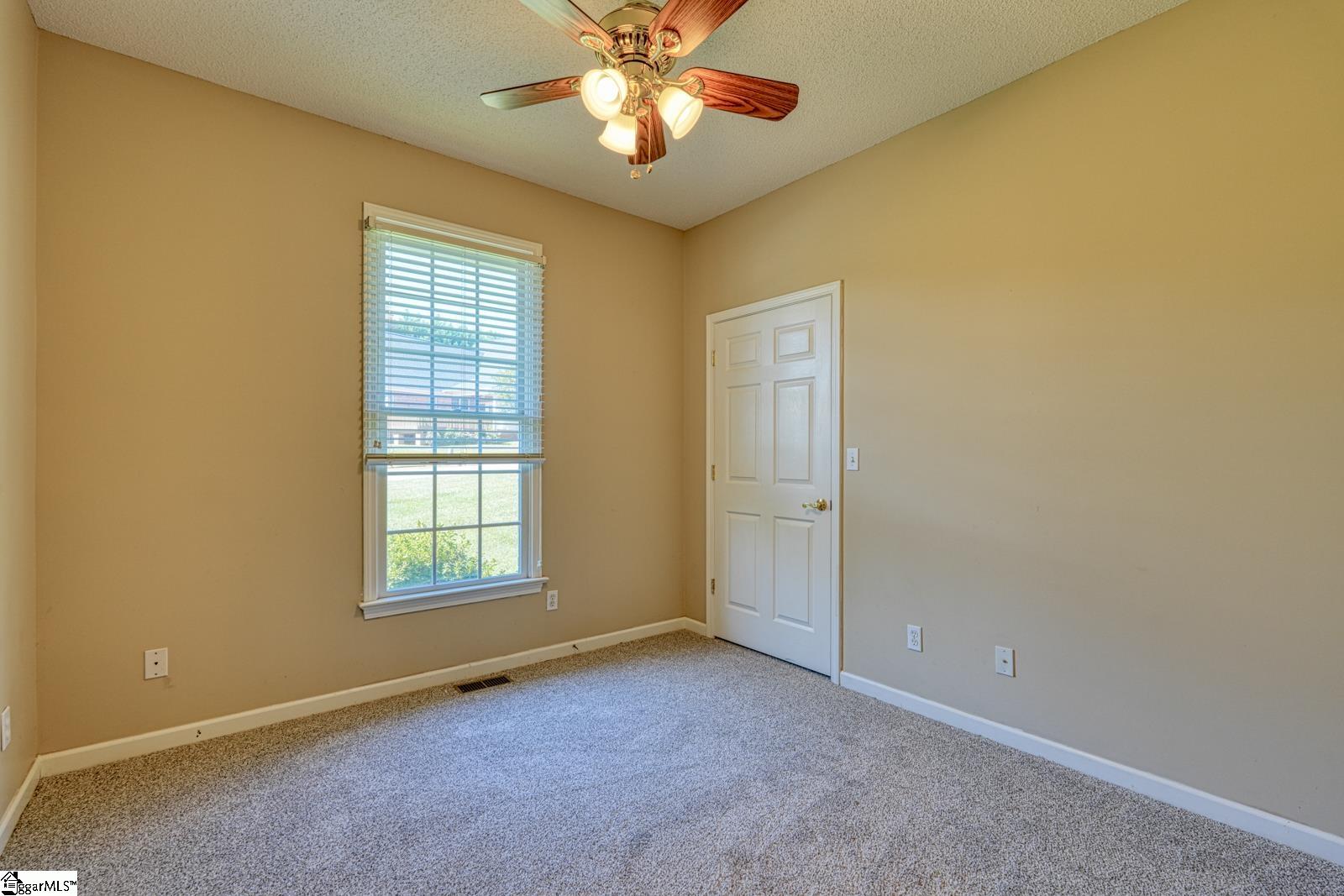 172 Roberts Meadow Loop Property Photo 32
