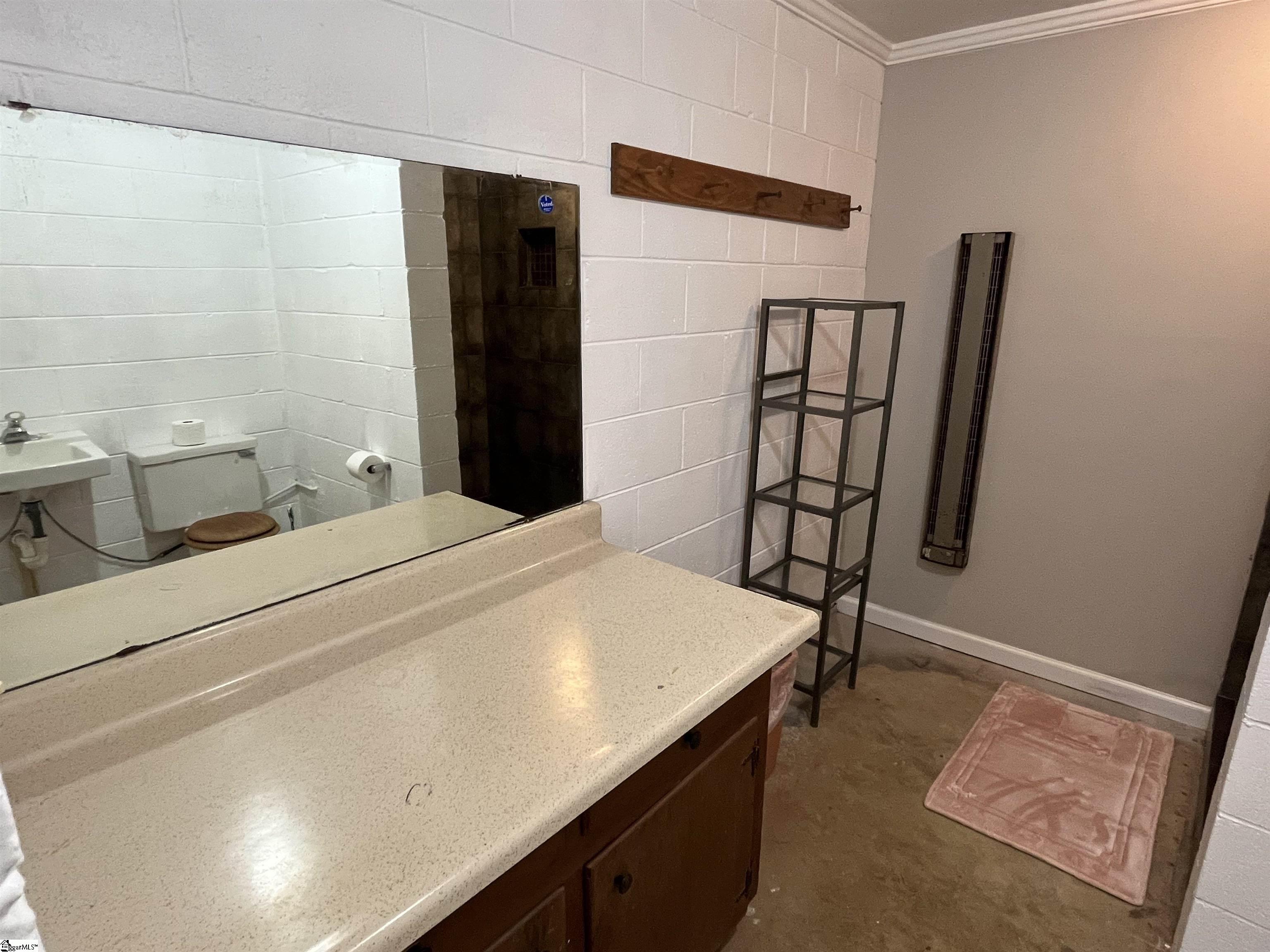 203 Moore Road Property Photo 28