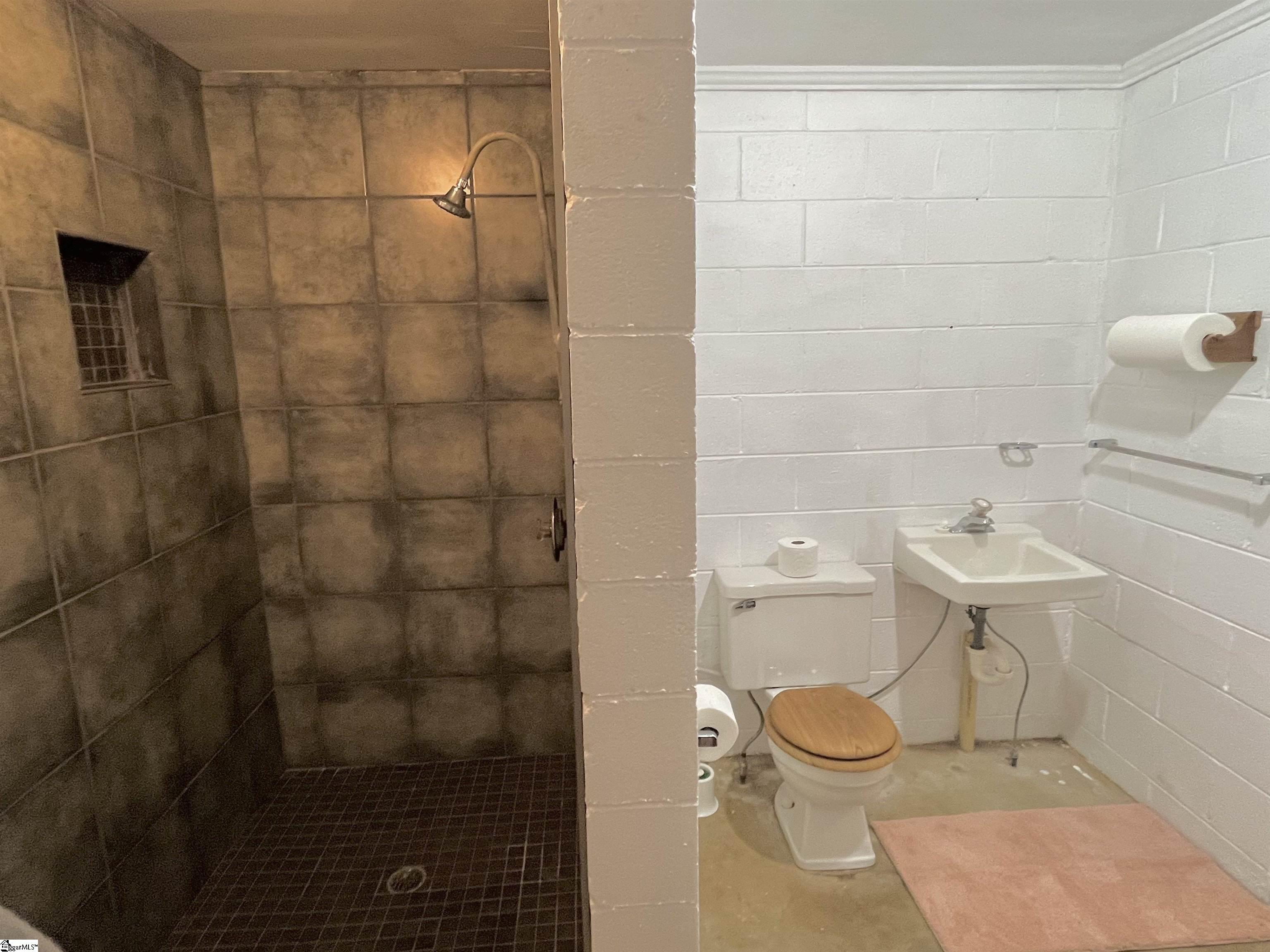 203 Moore Road Property Photo 29