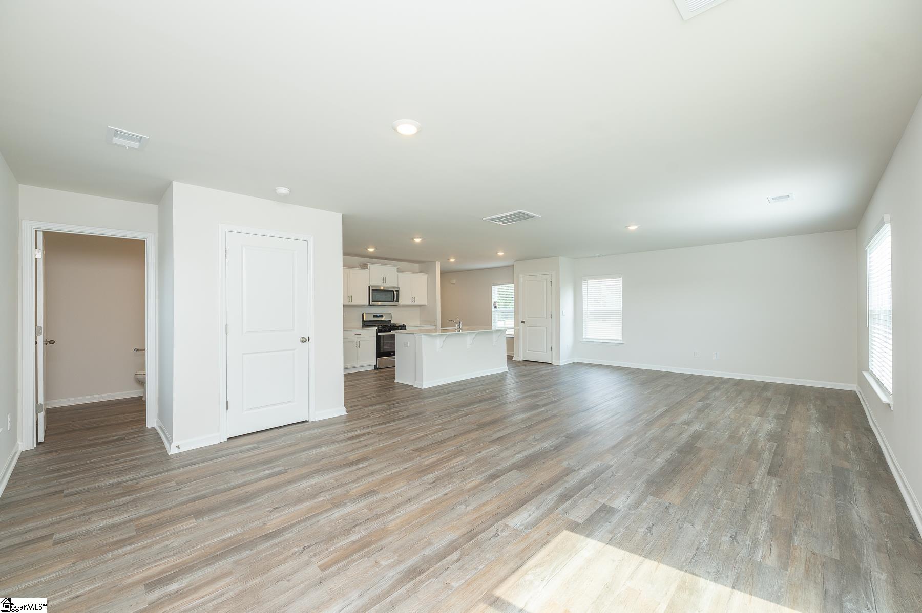 242 Deskin Lane Property Photo 12