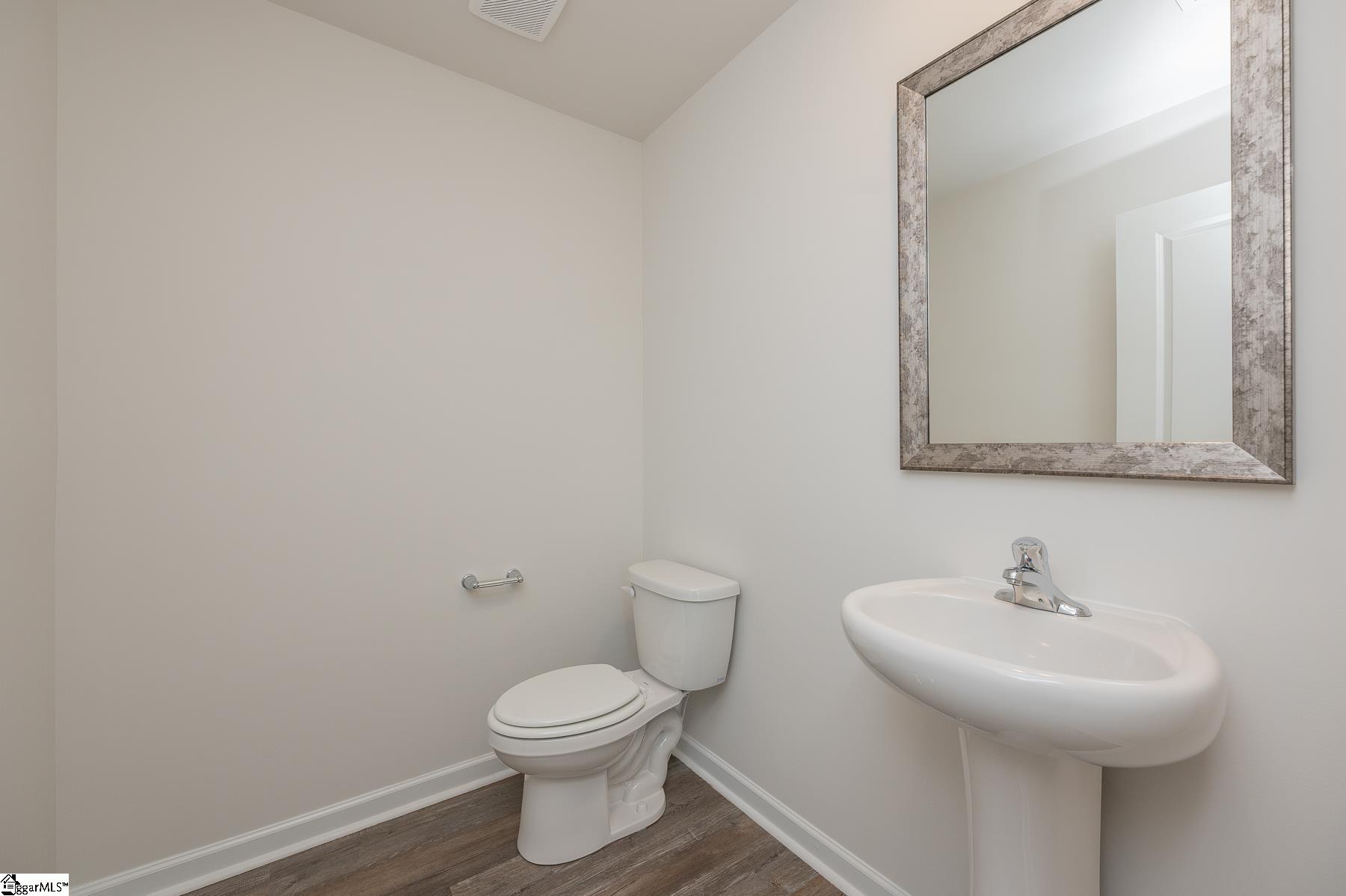242 Deskin Lane Property Photo 13