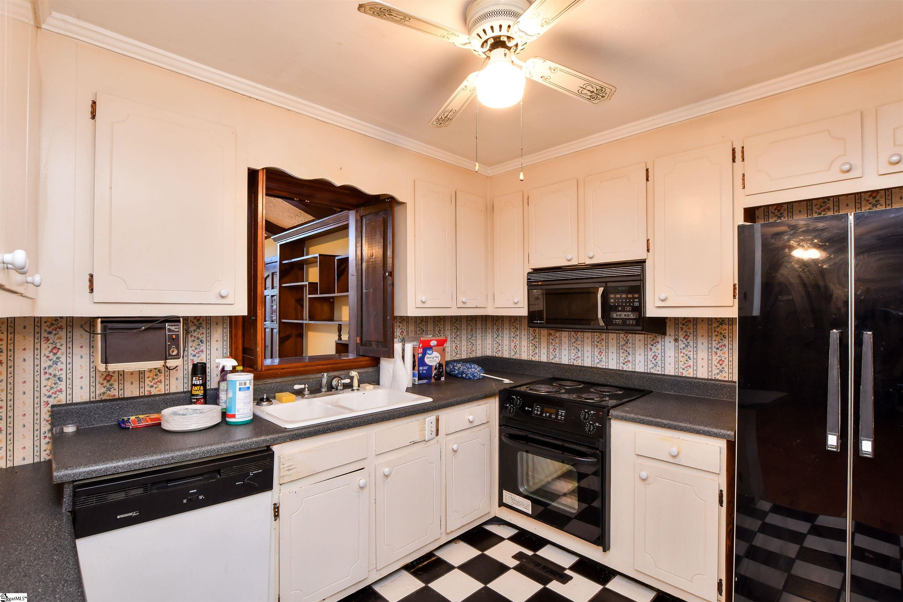 317 Richmond Drive Property Photo 10