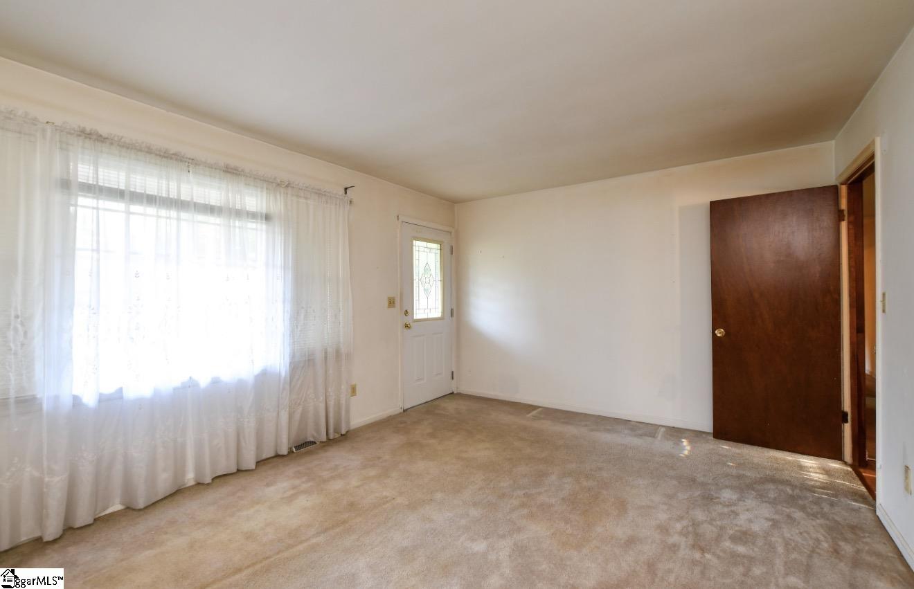 317 Richmond Drive Property Photo 14