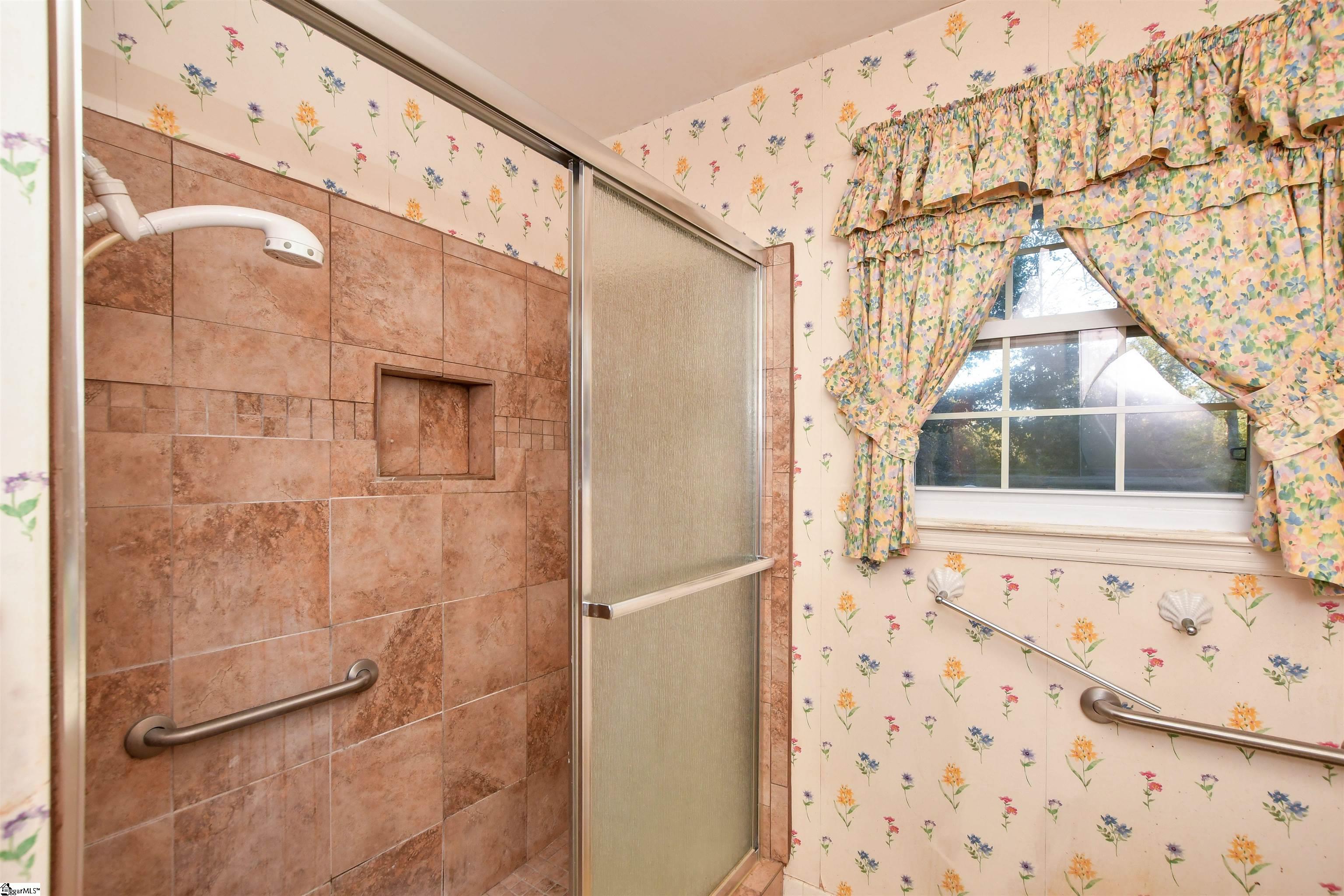 317 Richmond Drive Property Photo 16