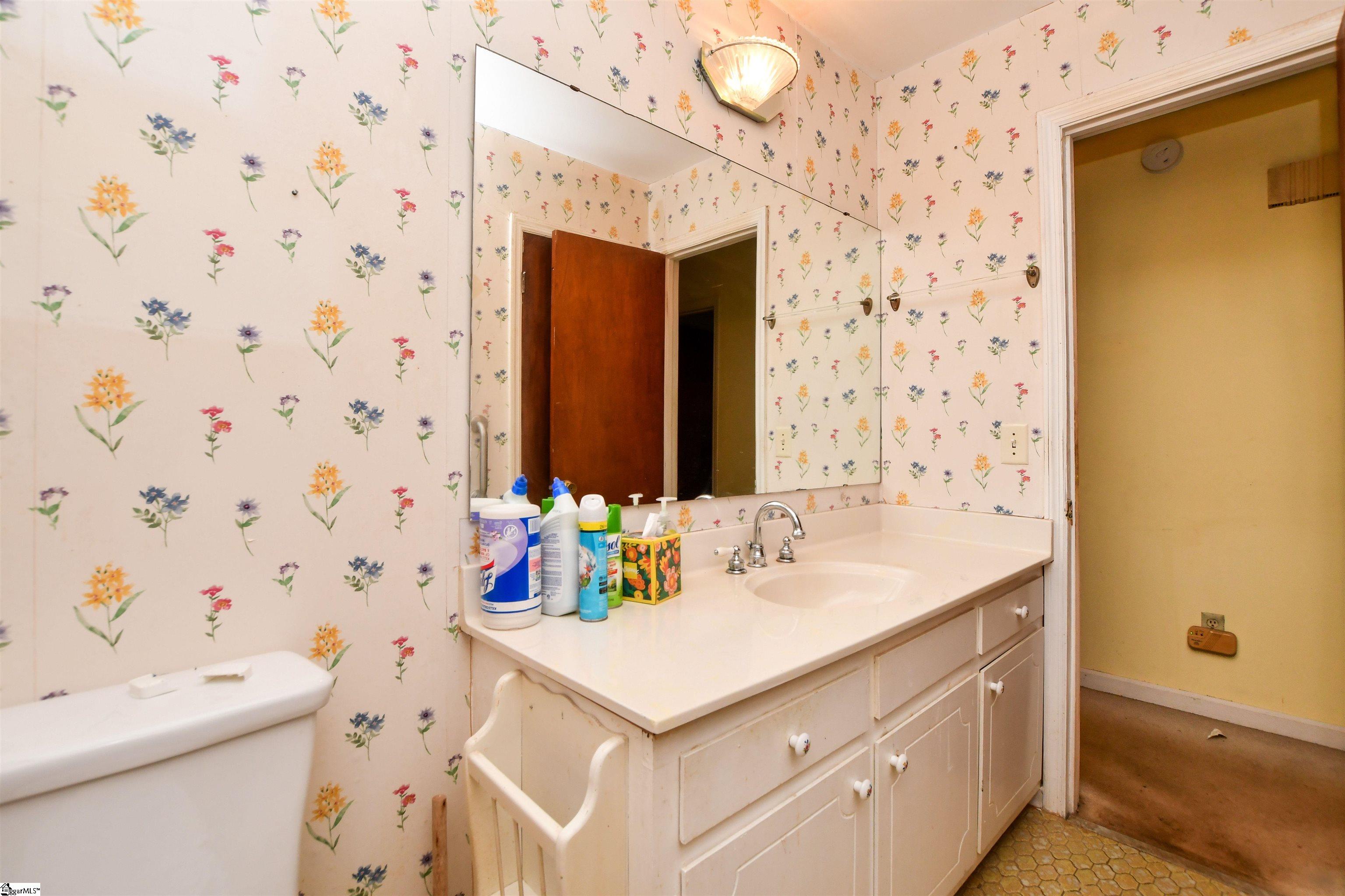 317 Richmond Drive Property Photo 17