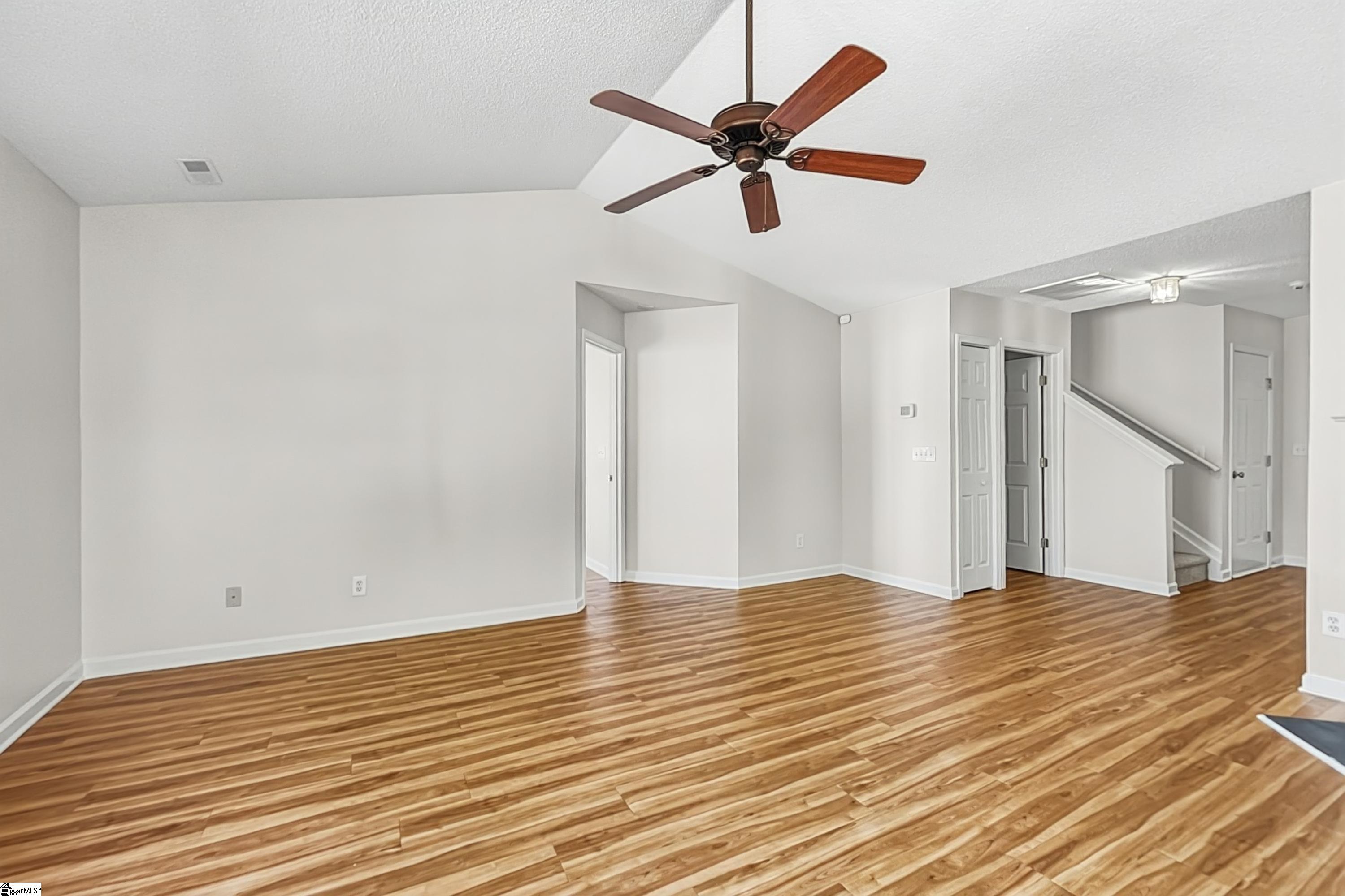 9 Avalon Court Property Photo 2