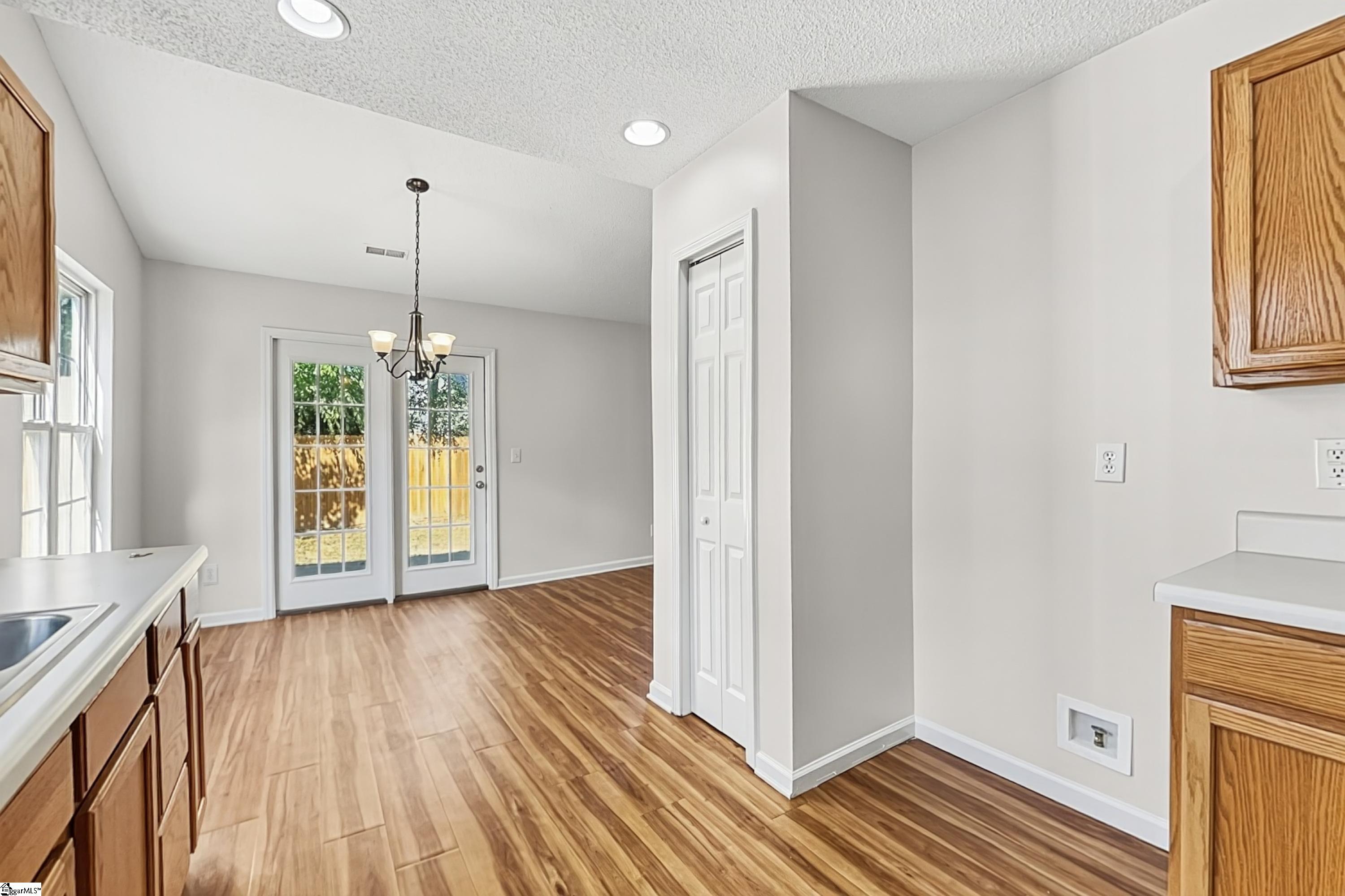 9 Avalon Court Property Photo 5
