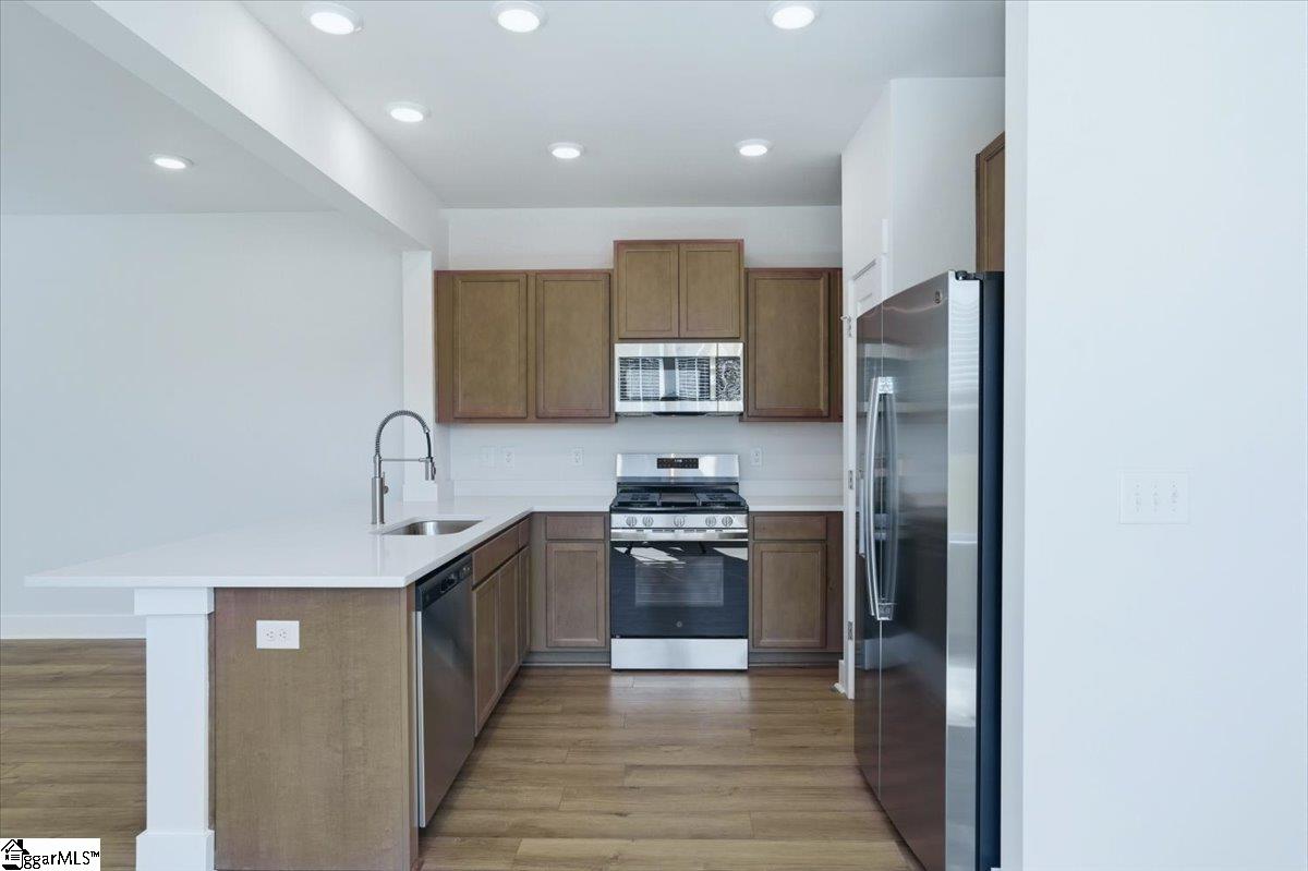 242 Islay Way Property Photo 7