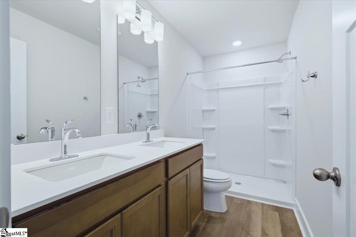242 Islay Way Property Photo 16