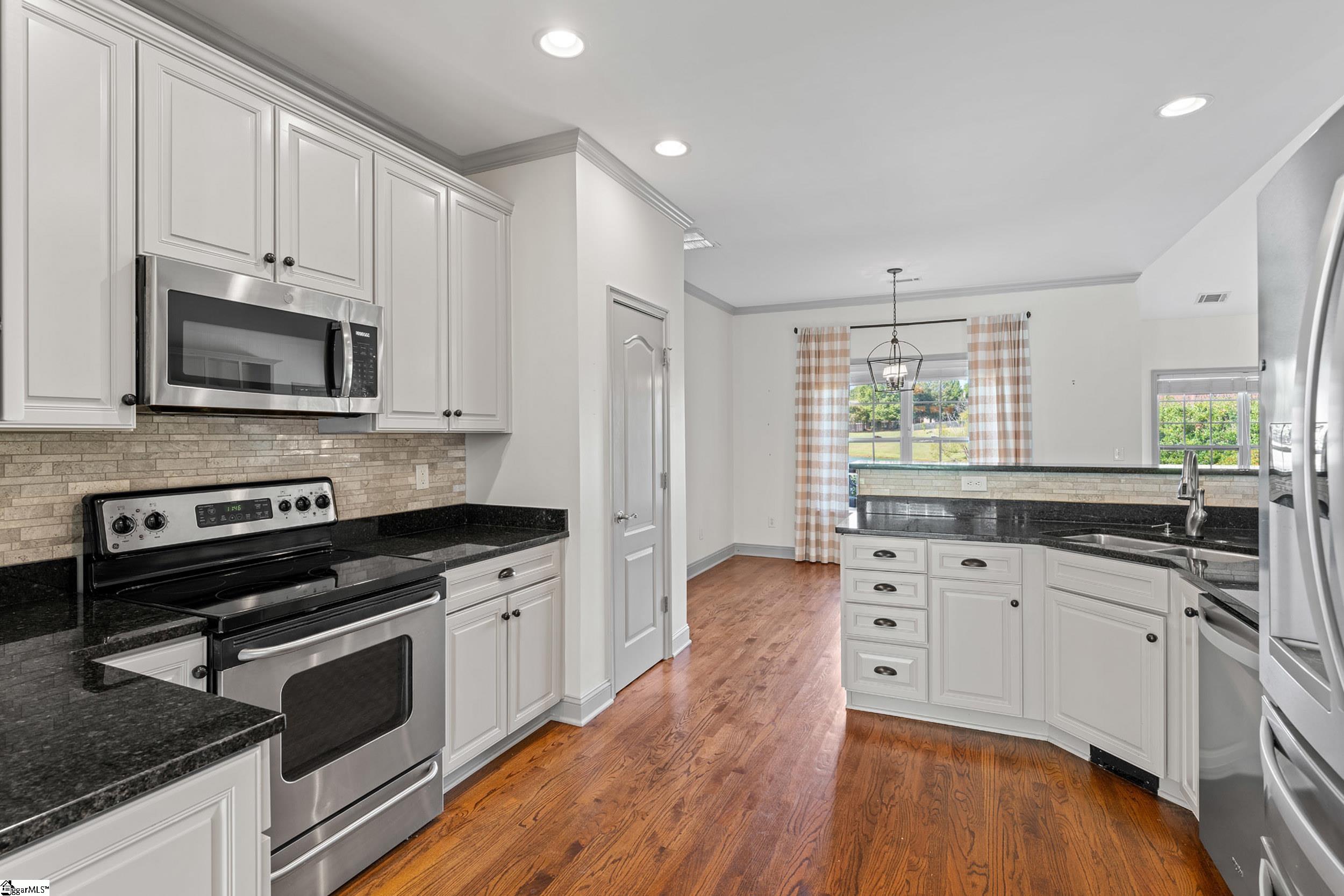 14 Barnstable Court Property Photo 24