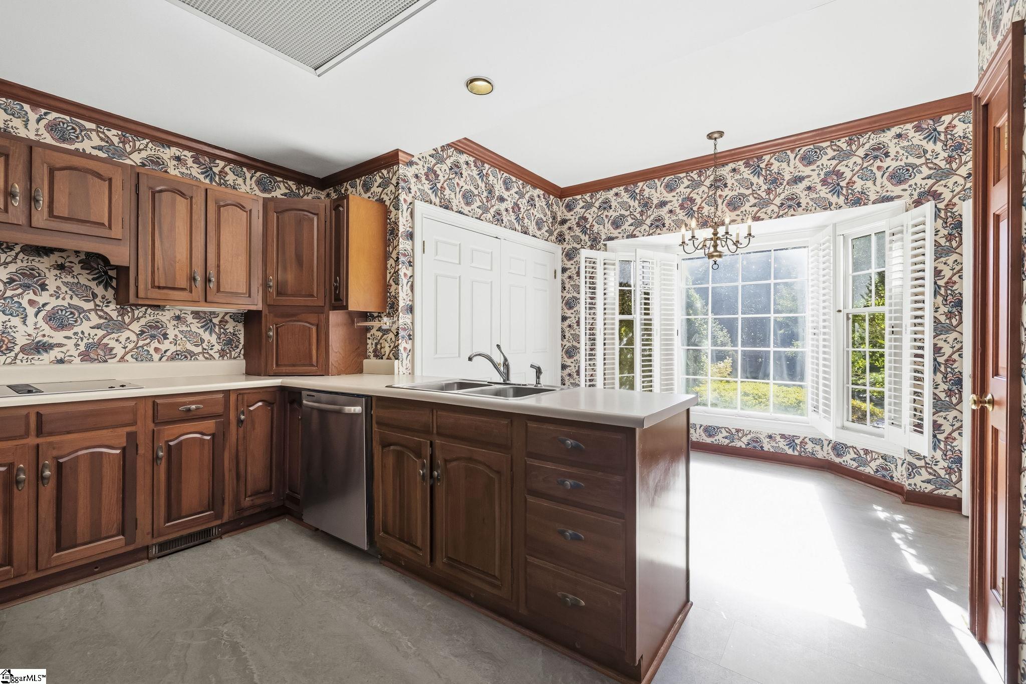 102 Kilkenney Court Property Photo 17
