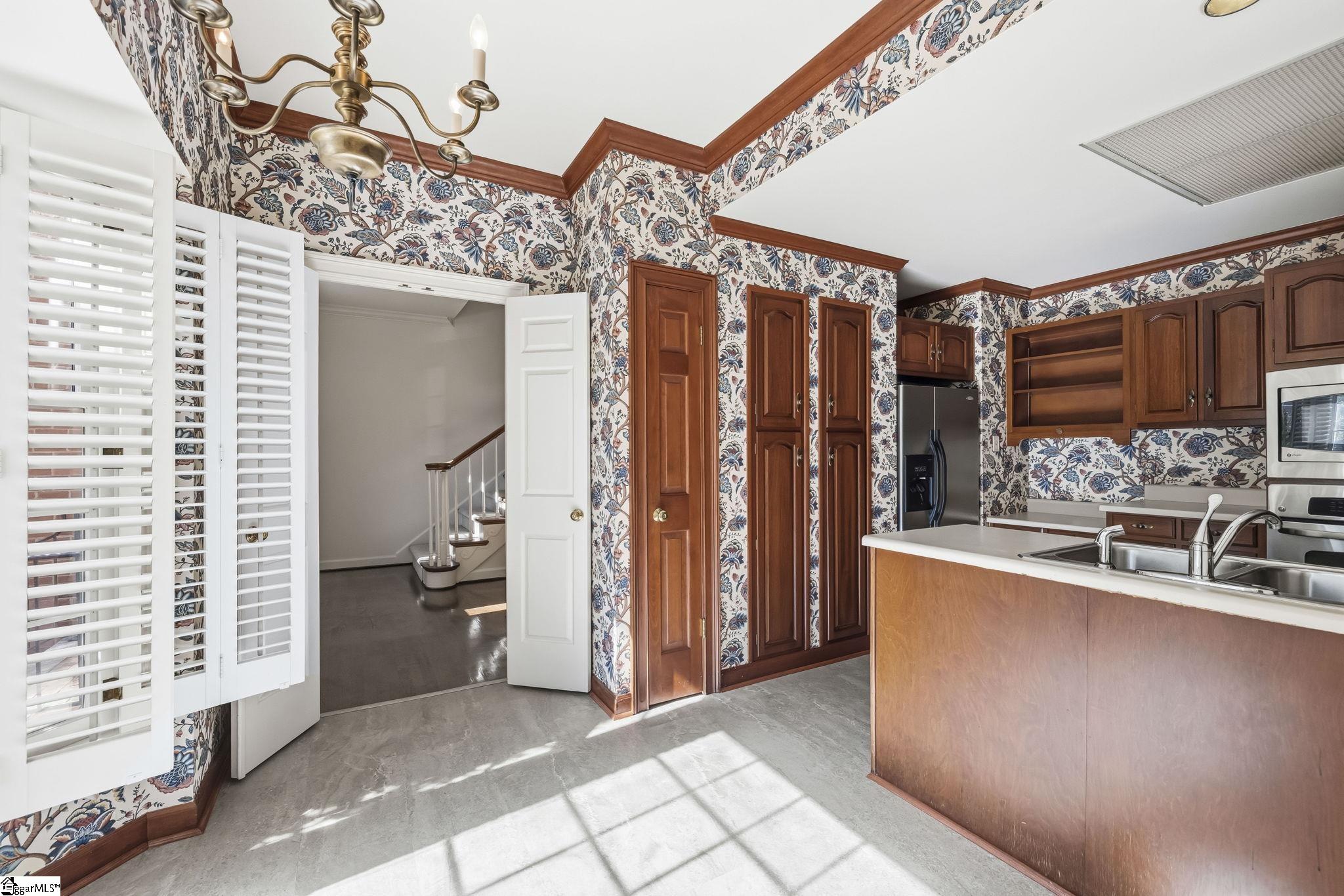 102 Kilkenney Court Property Photo 22