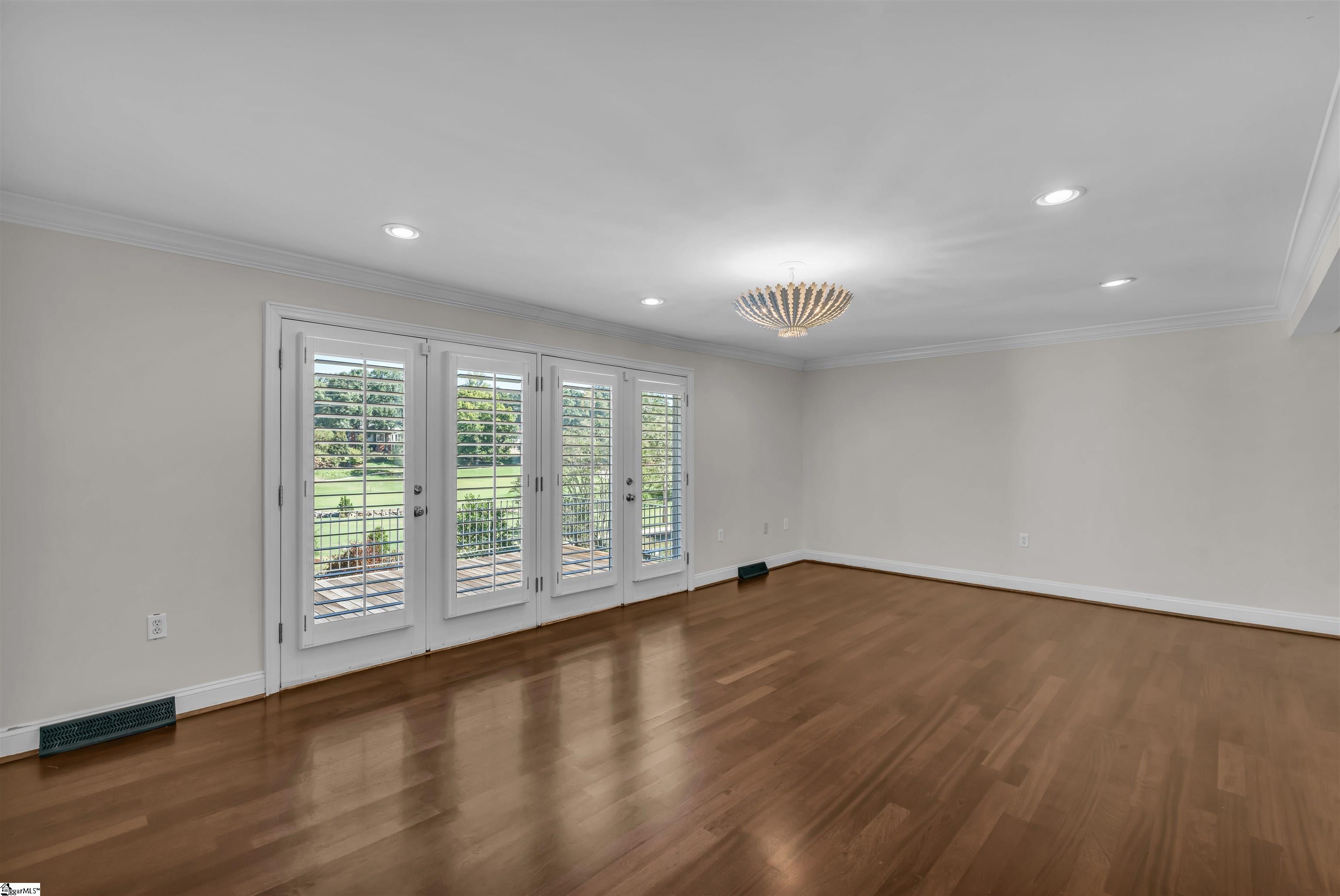53 Club Forest Lane Property Photo 18