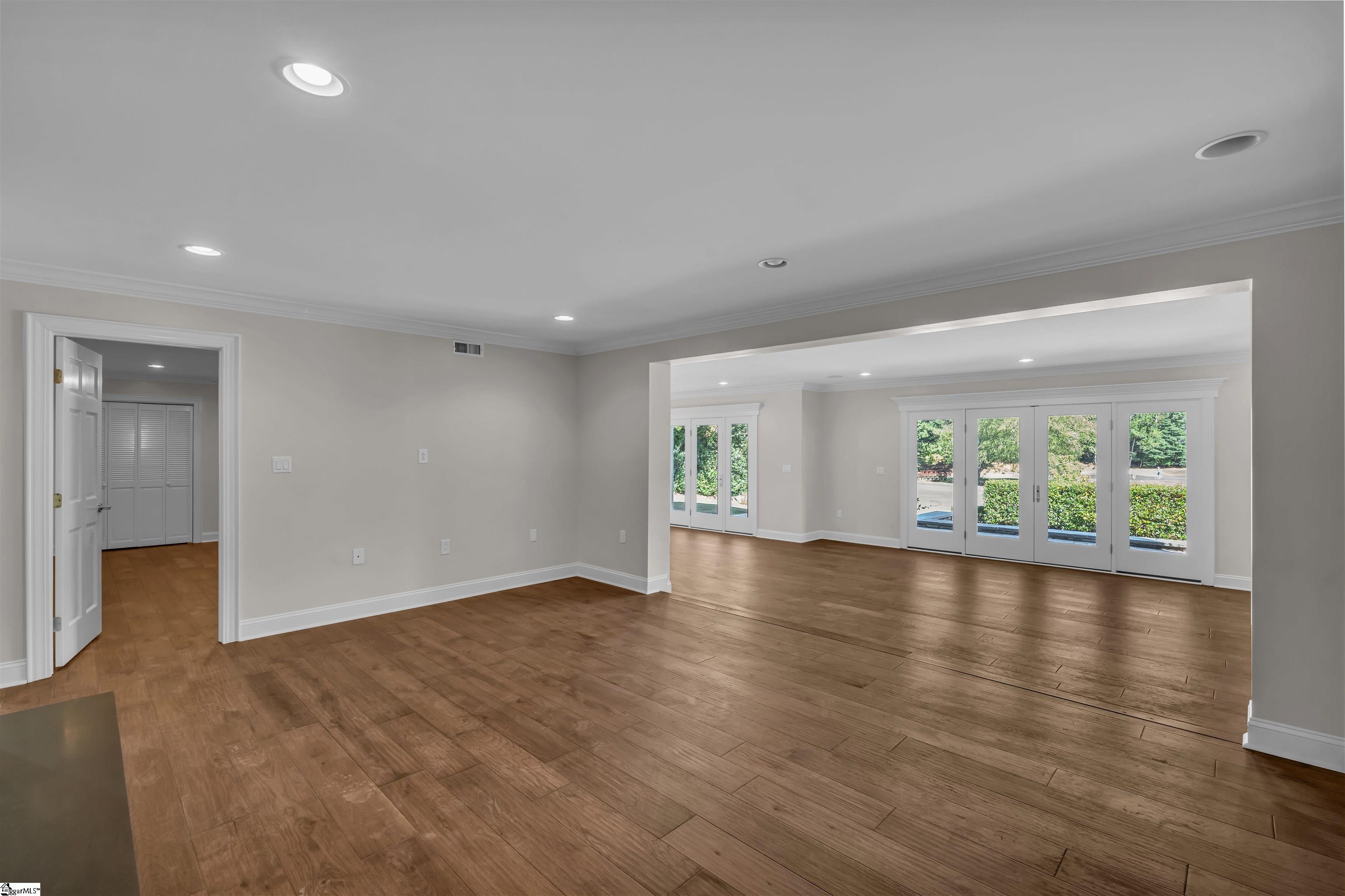 53 Club Forest Lane Property Photo 33