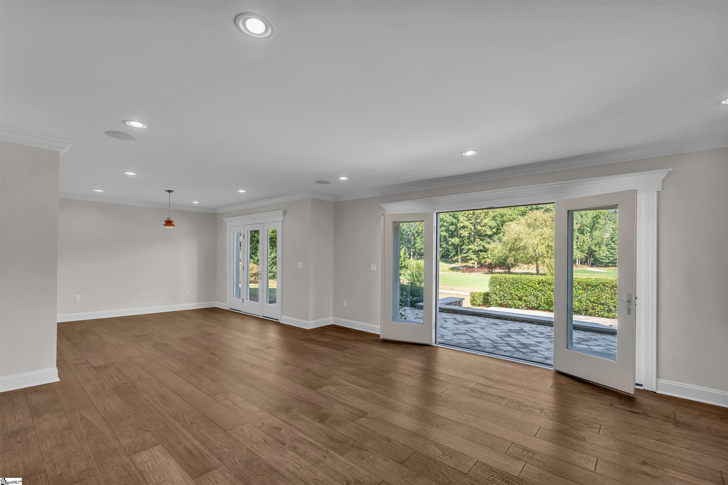 53 Club Forest Lane Property Photo 34