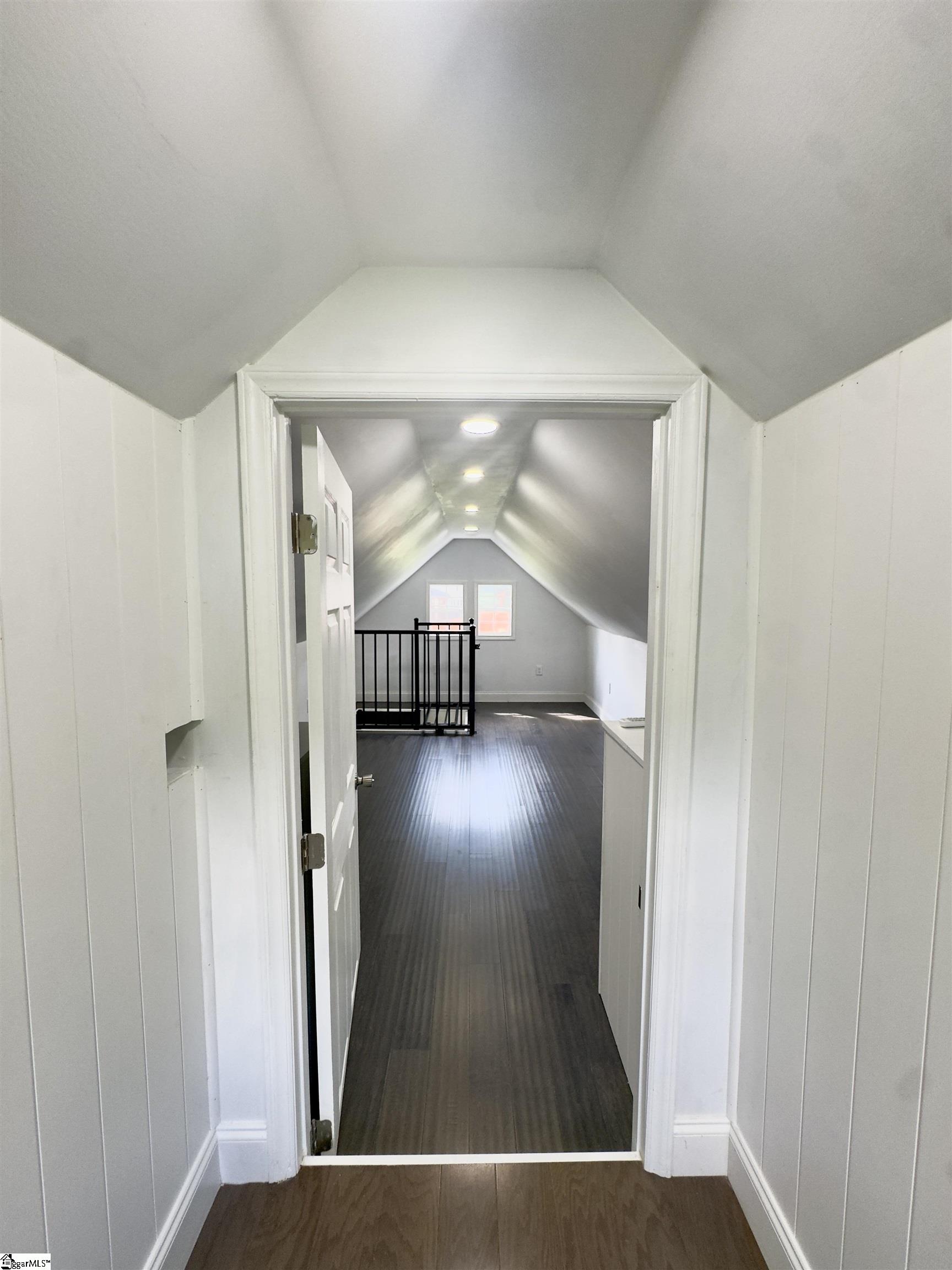 165 1/2 Moore Street Property Photo 21