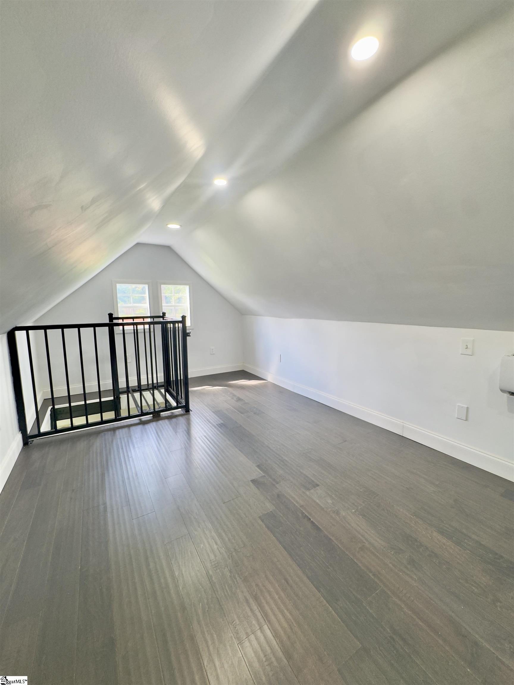 165 1/2 Moore Street Property Photo 22
