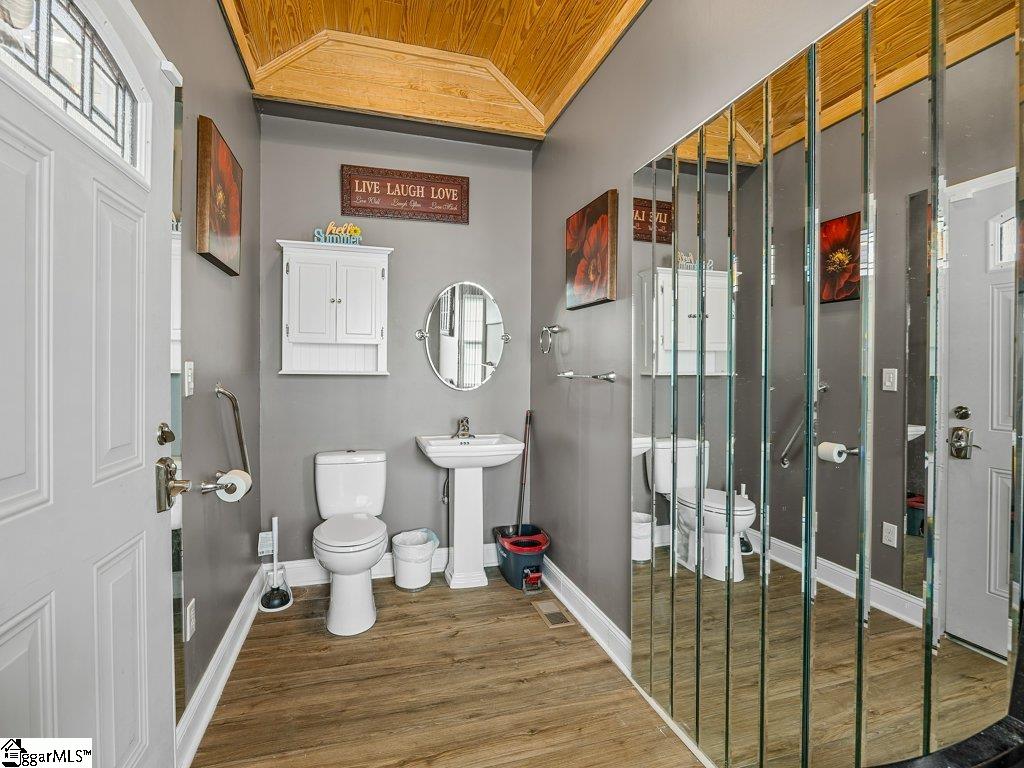 905 Belcher Road Property Photo 43