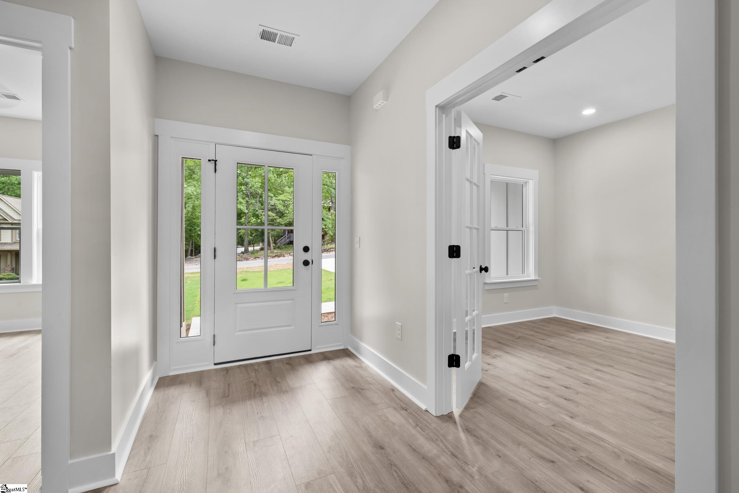 1 Beach Court Property Photo 2