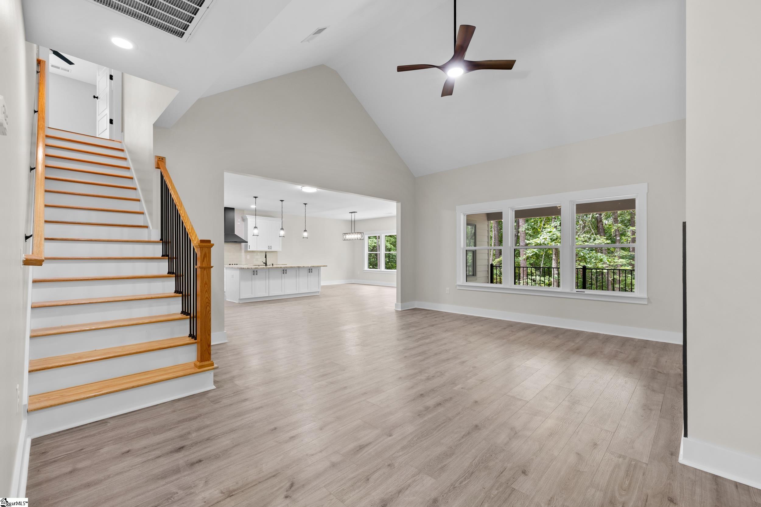 1 Beach Court Property Photo 5