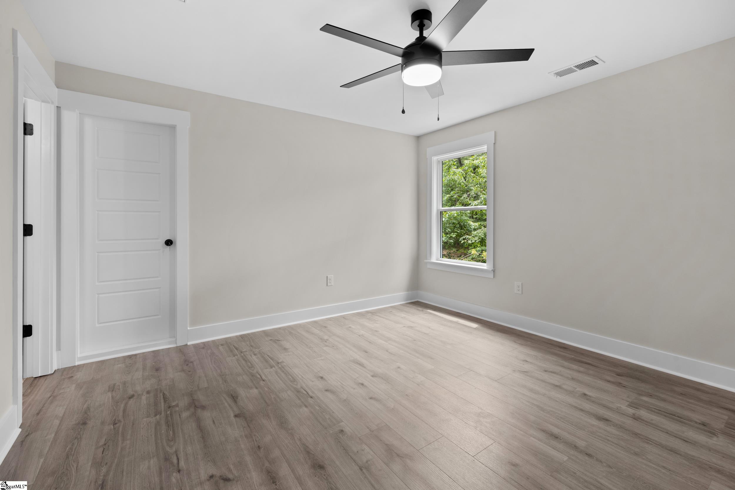 1 Beach Court Property Photo 27