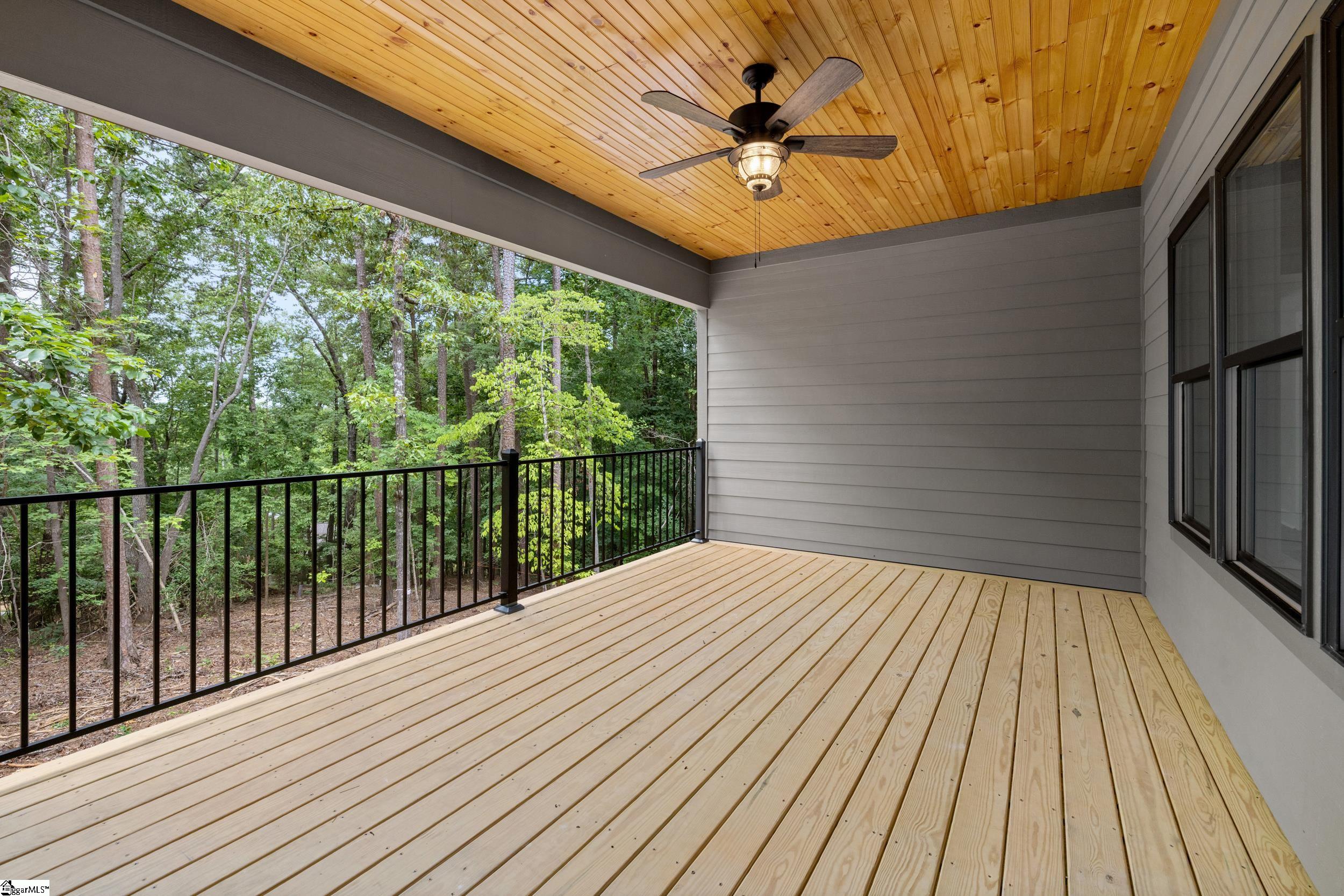 1 Beach Court Property Photo 34