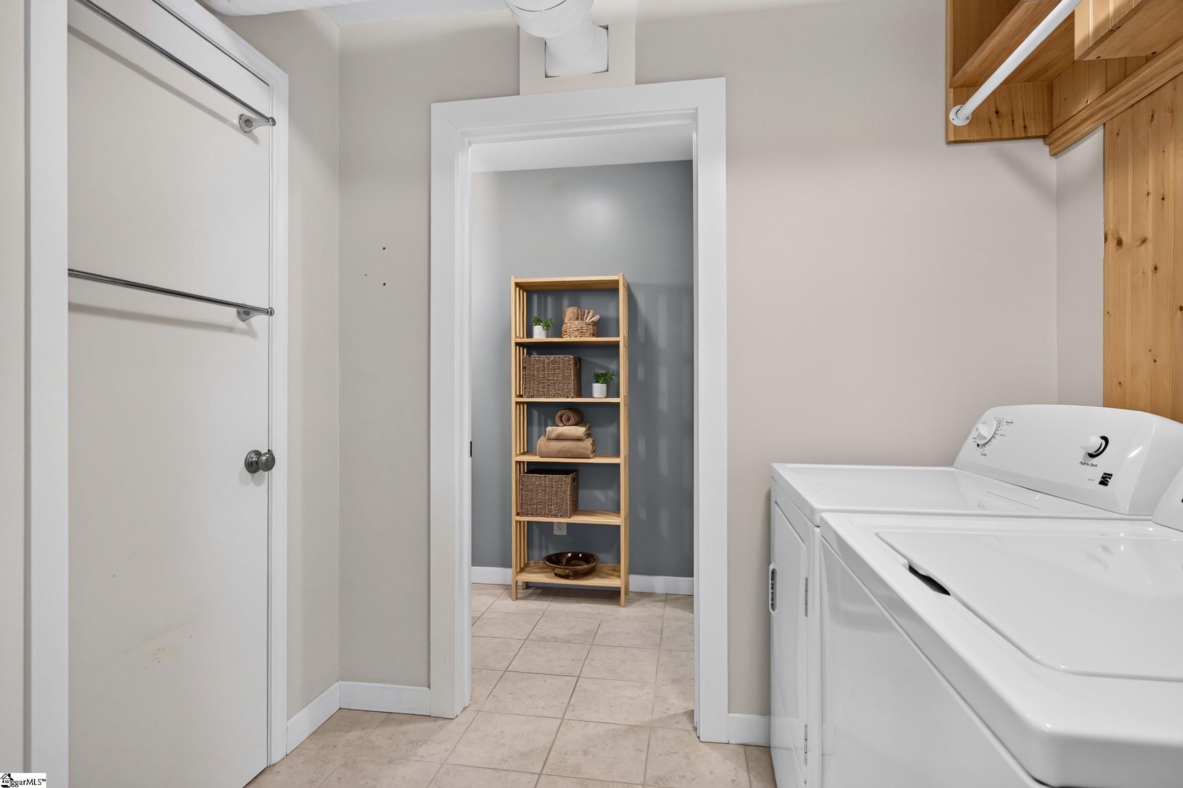 56 Montague Circle Property Photo 24