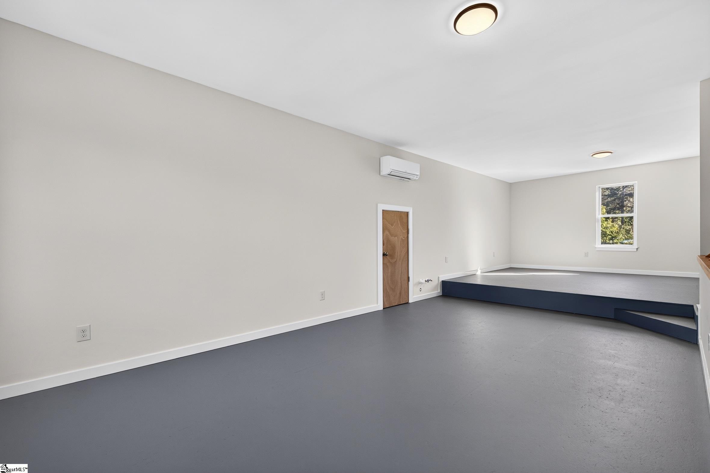 56 Montague Circle Property Photo 30