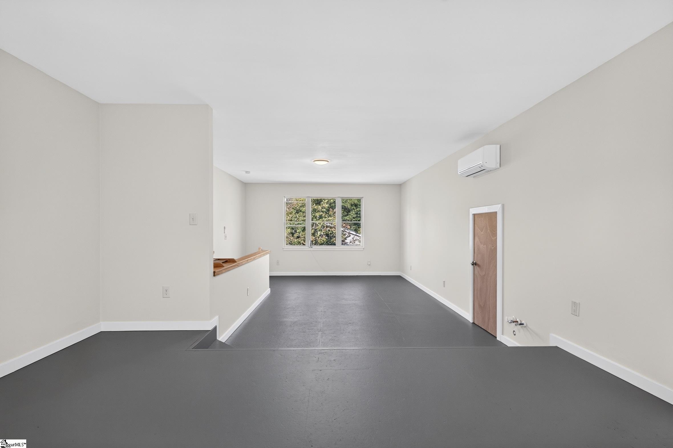 56 Montague Circle Property Photo 33