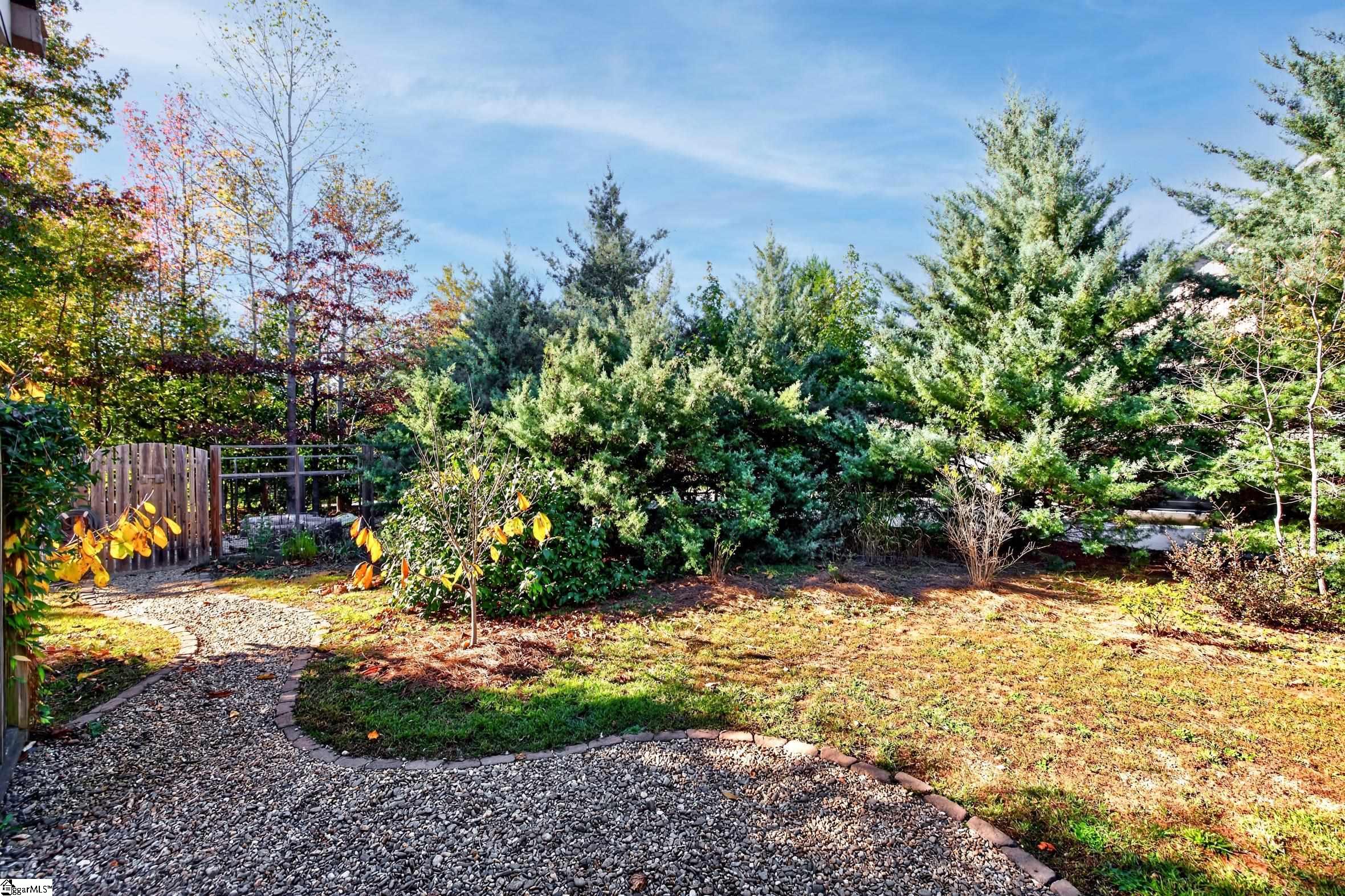 56 Montague Circle Property Photo 38