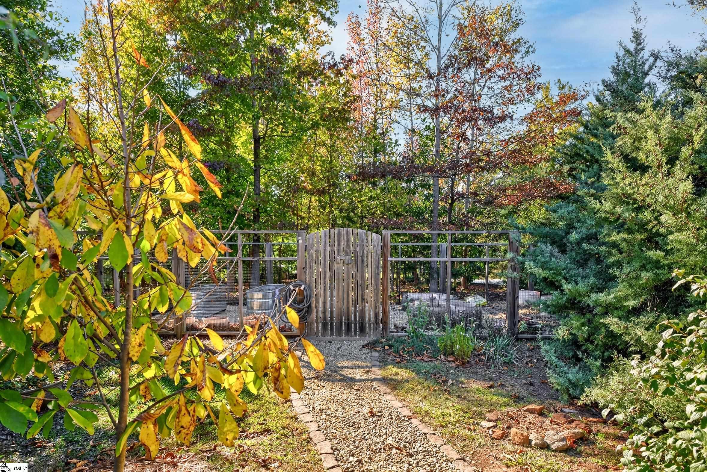 56 Montague Circle Property Photo 39