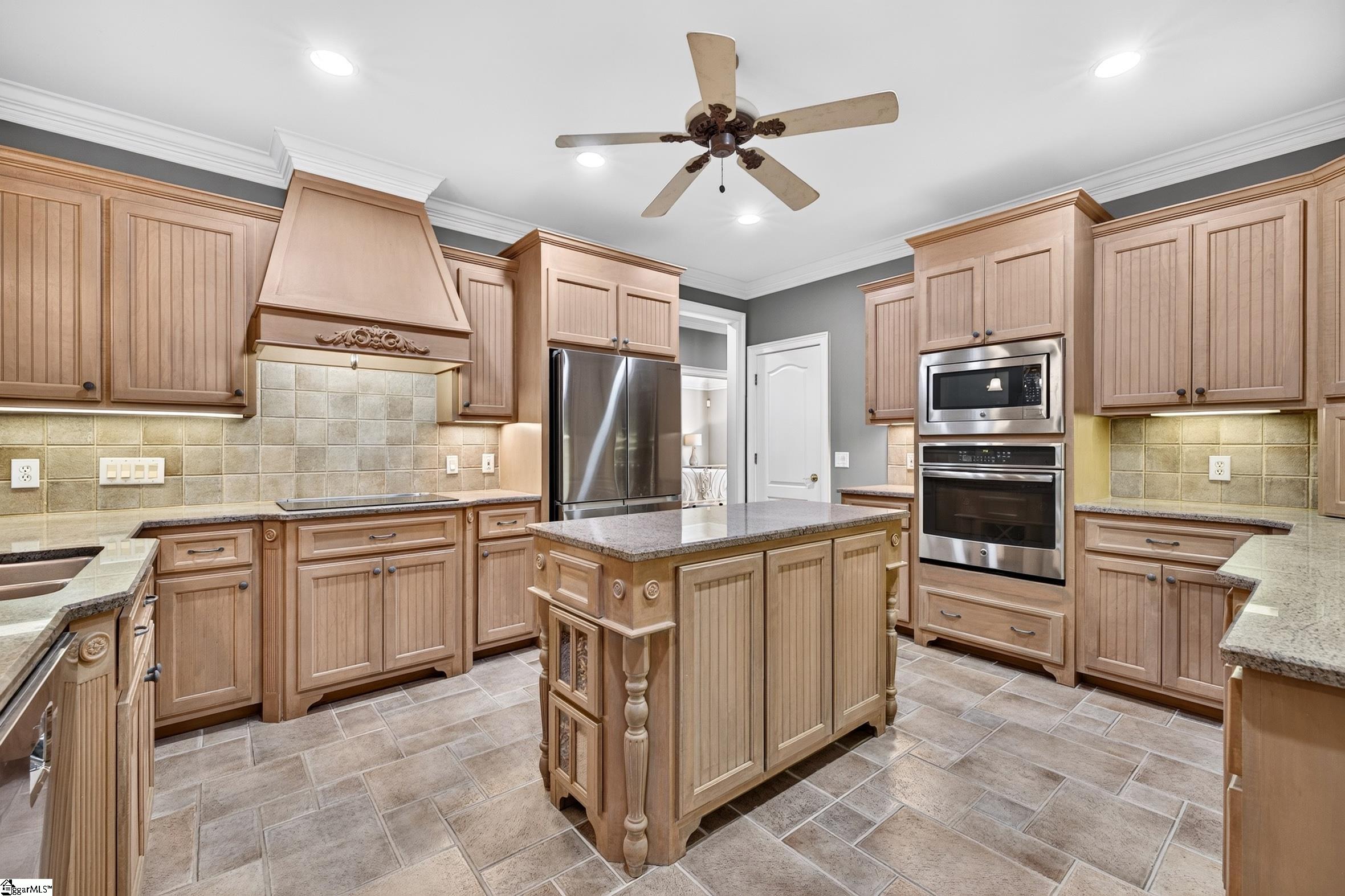 213 Siena Drive Property Photo 12