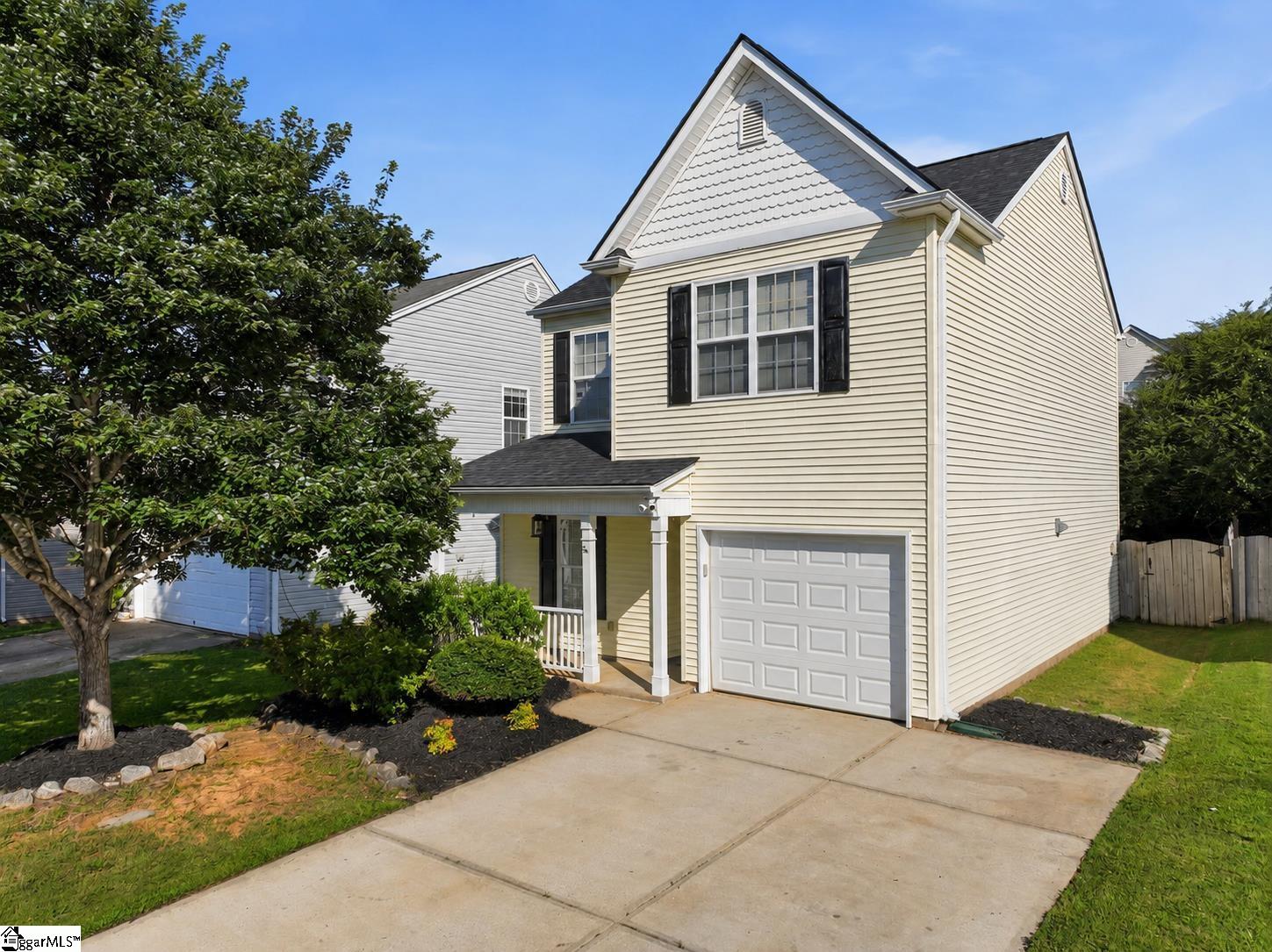 129 Mercer Drive Property Photo 1