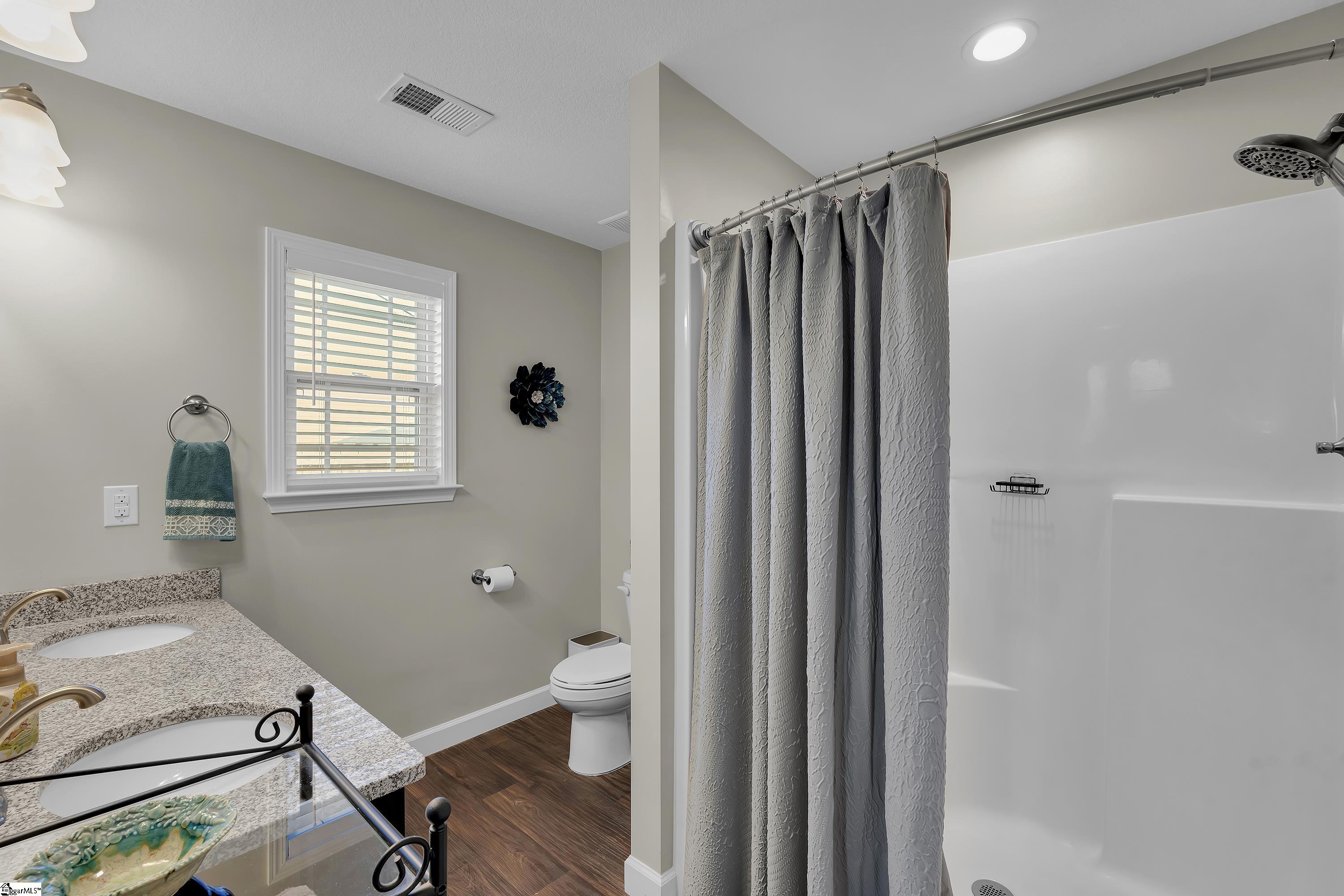 390 Danleigh Way Property Photo 19