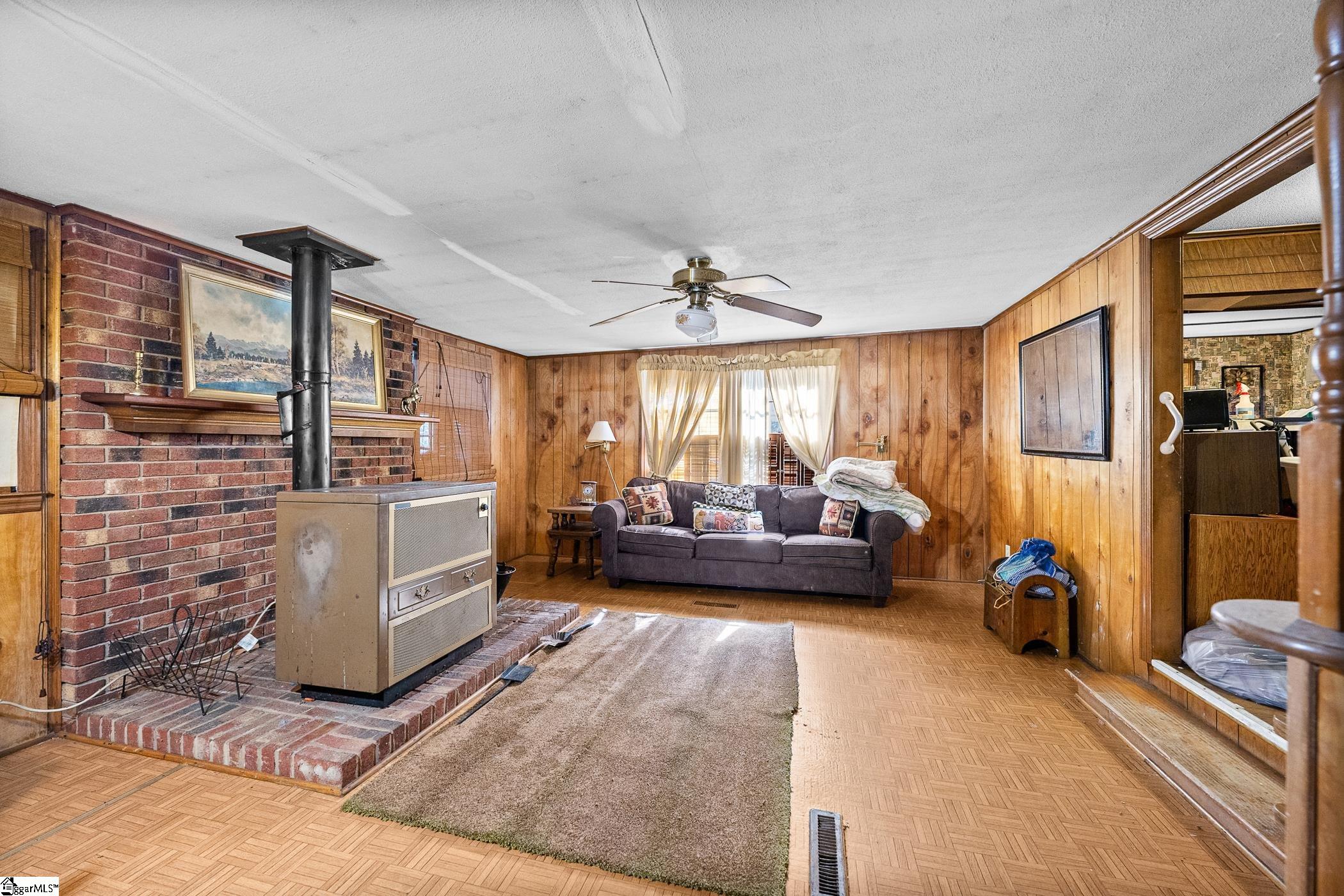 306 S Lakeview Drive Property Photo 11