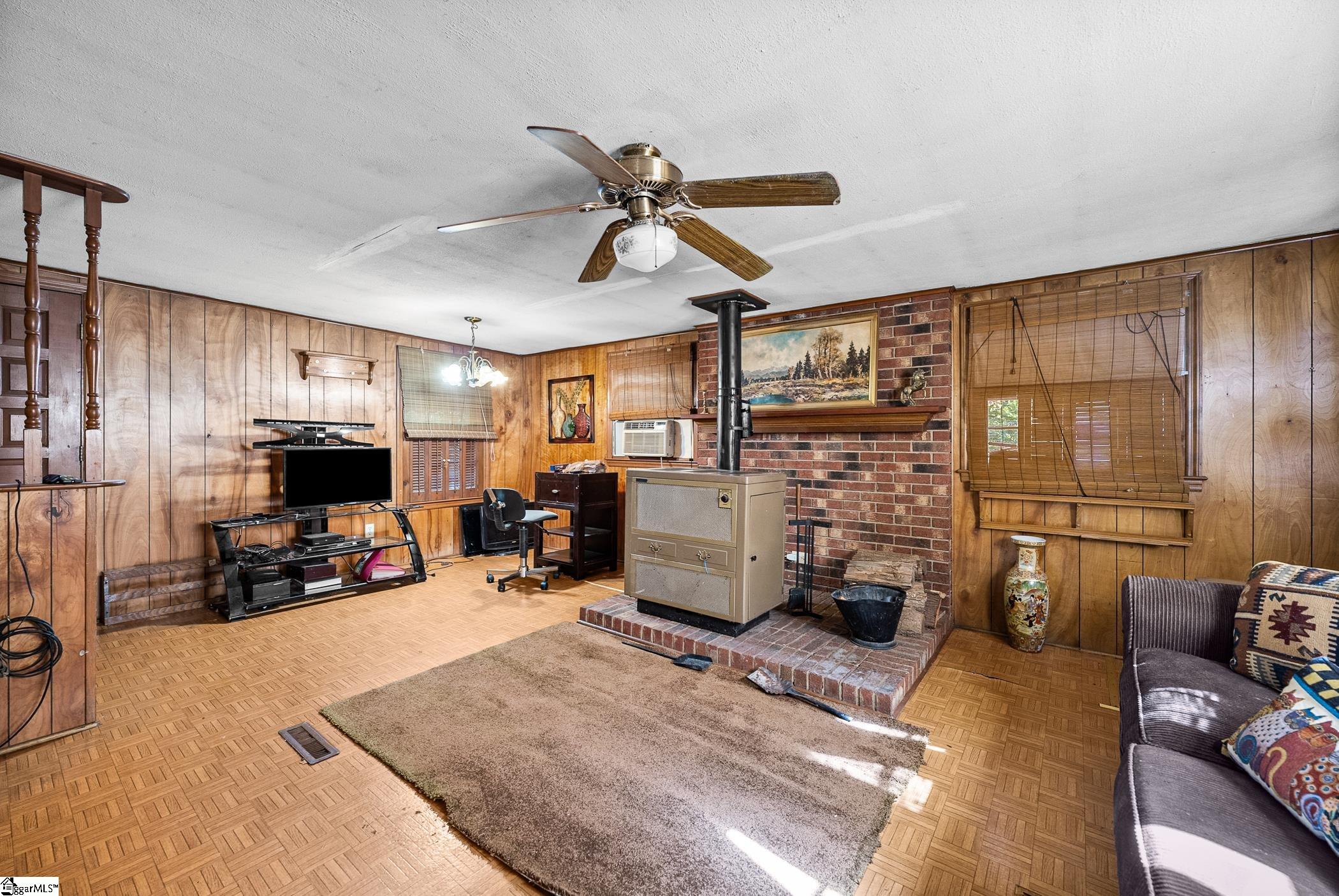306 S Lakeview Drive Property Photo 12